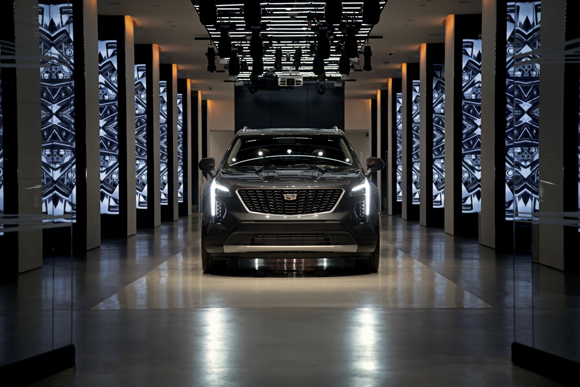 2019-Cadillac-XT4-23 2019 Cadillac XT4 Priced From $41,900 In Canada, Sales Begin This Fall