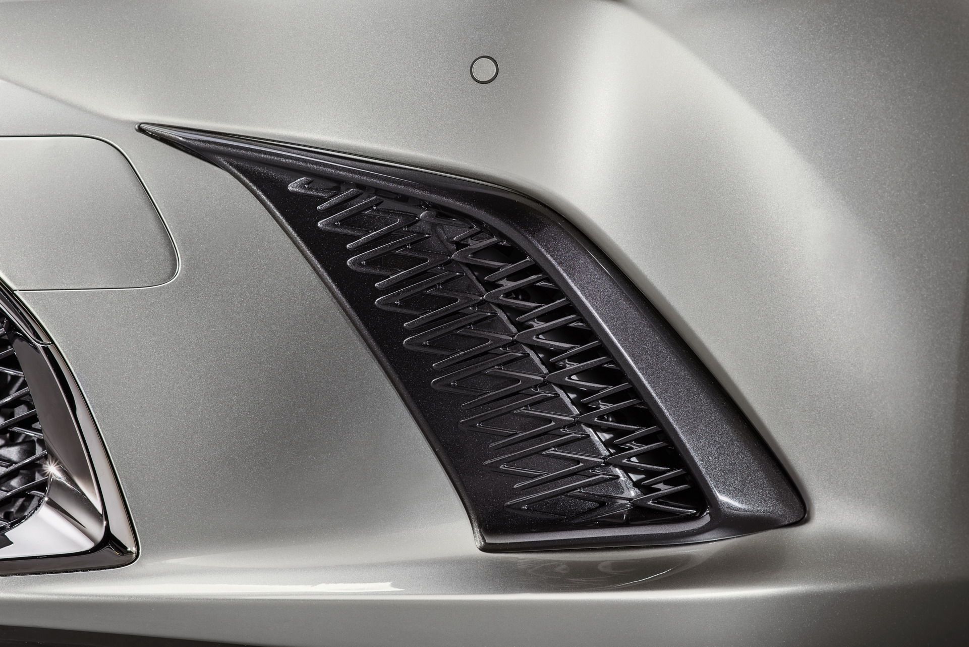 2019-Lexus-ES-EU24 2019 Lexus ES Arrives With Sleeker Design, New Tech