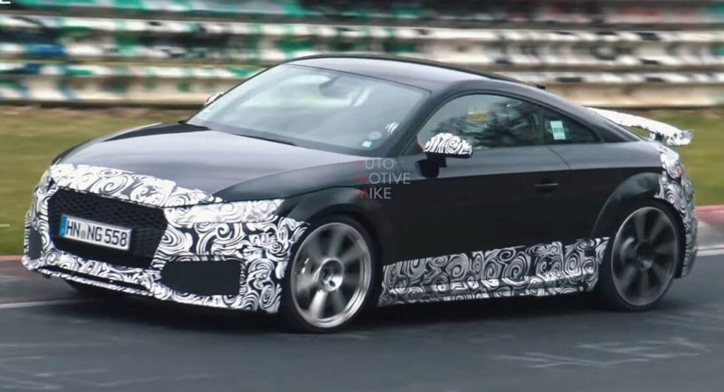  Facelifted Audi TT-RS Barks At Other Cars On The Nurburgring