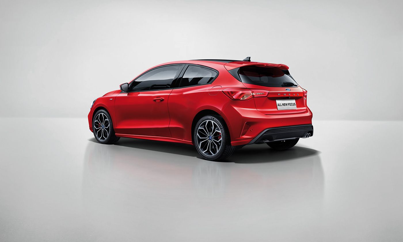 2019-ford-focus-coupe-2 Next-Gen Ford Focus RS Will Bring The Heat On The Hot Hatch Segment