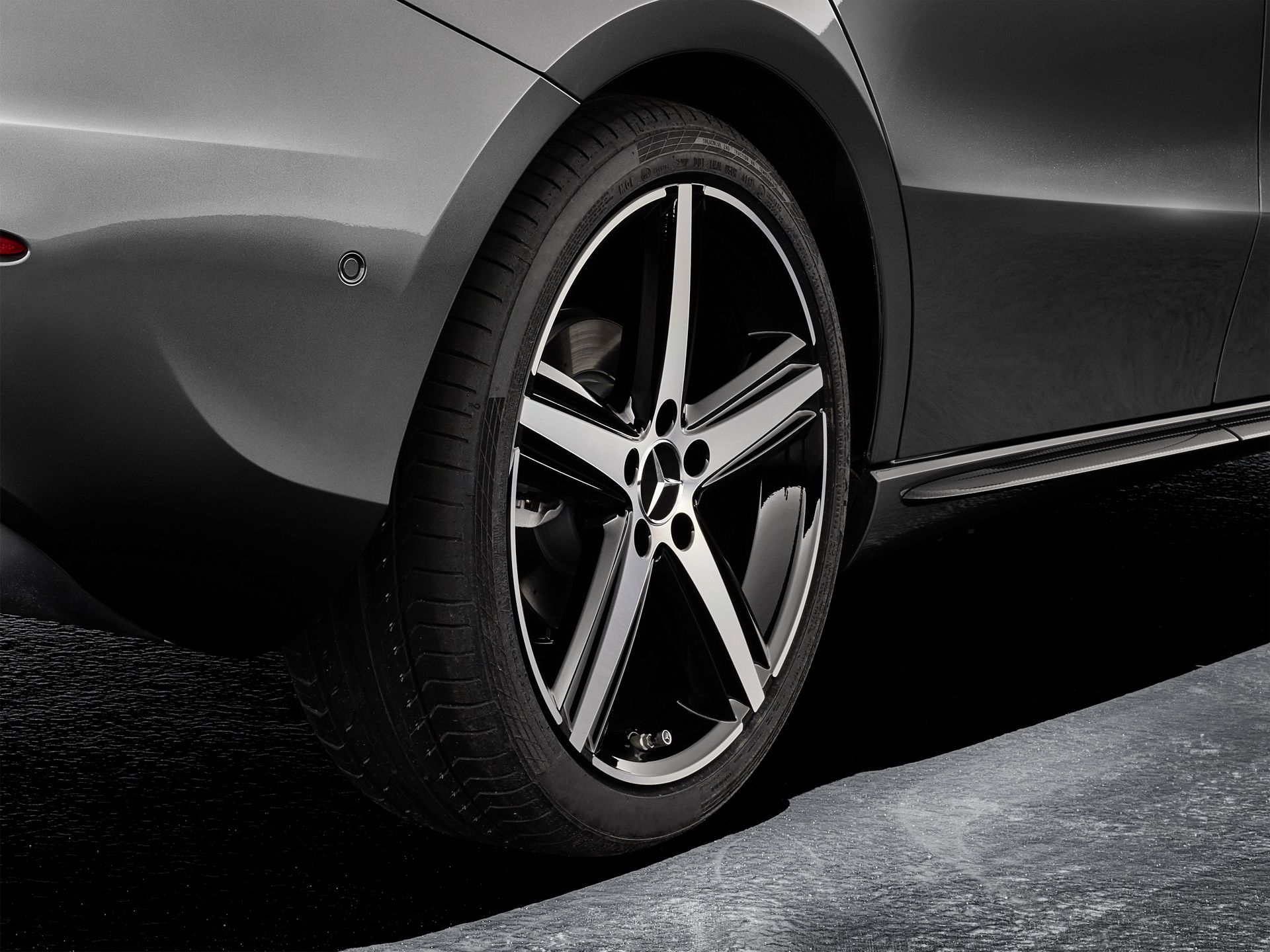 2019-mercedes-a-class-accessories-2 Make Your New A-Class Look Better With Genuine Mercedes Parts