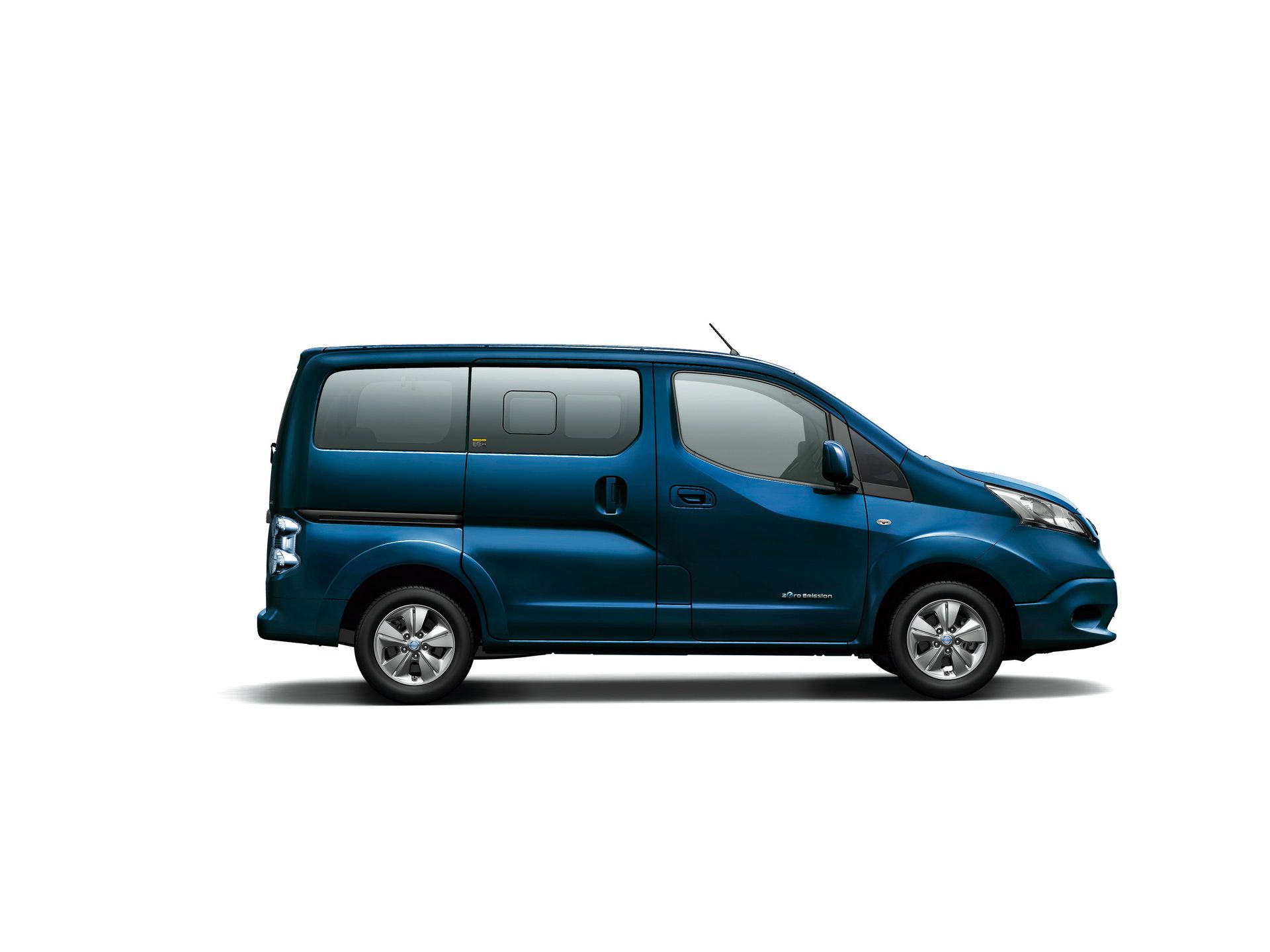 2019-nissan-e-nv200-9 Updated Nissan e-NV200 Goes On Sale In Japan With New Battery