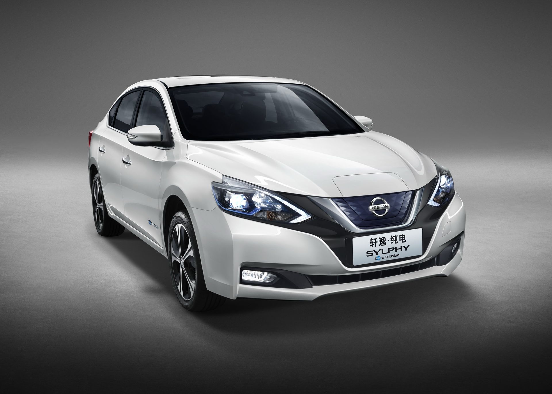 2019-nissan-sylphy-ev-13 New Nissan Sylphy Is A Leaf-Based EV With 338Km Of Range