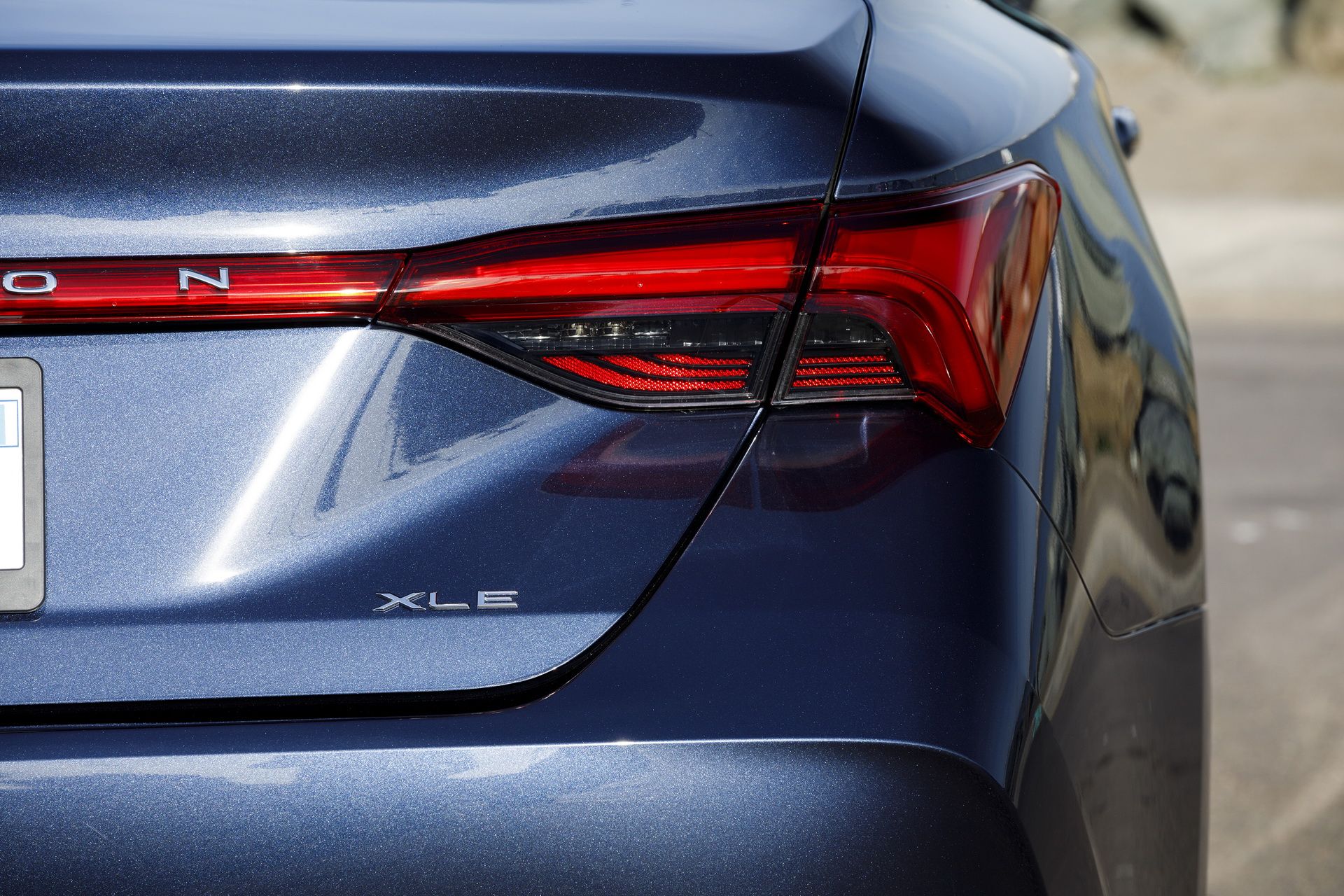 2019-toyota-avalon-pricing-specs-14 2019 Toyota Avalon: Full Pricing Details, Starts From $35,500