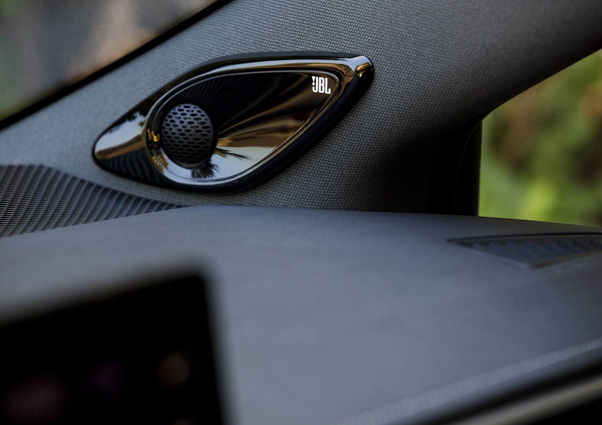 2019-toyota-corolla-hatch-us-specs-18 2019 Toyota Corolla Hatchback U.S. Specs Revealed, On Sale This Summer