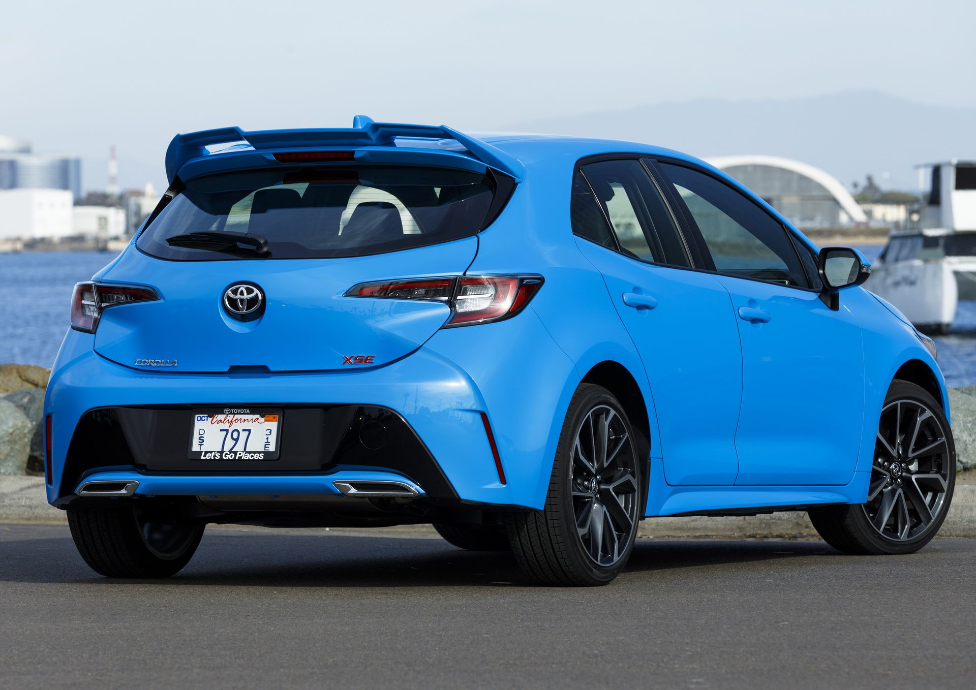 2019-toyota-corolla-hatch-us-specs-2 2019 Toyota Corolla Hatchback U.S. Specs Revealed, On Sale This Summer