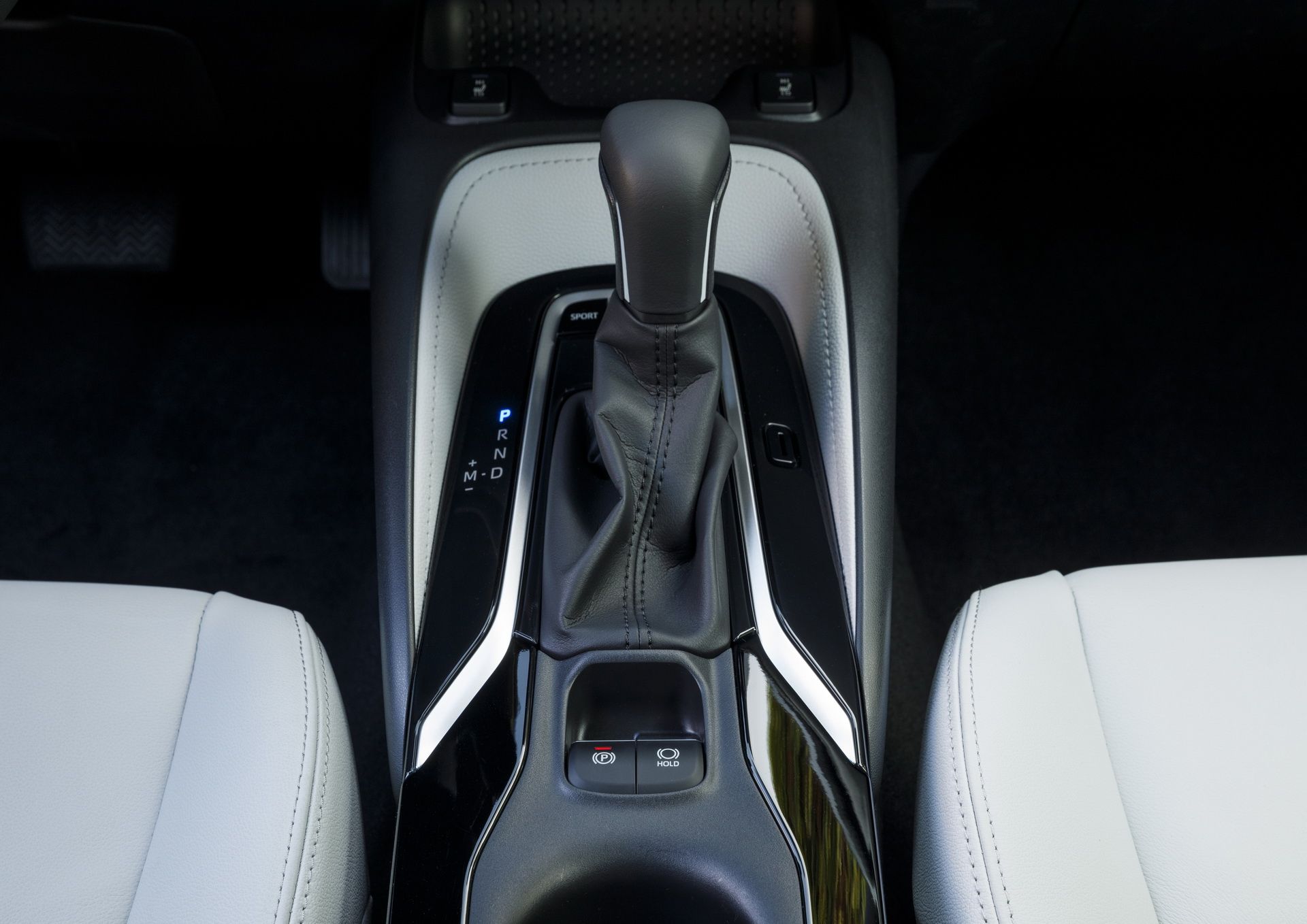 2019-toyota-corolla-hatch-us-specs-7 2019 Toyota Corolla Hatchback U.S. Specs Revealed, On Sale This Summer