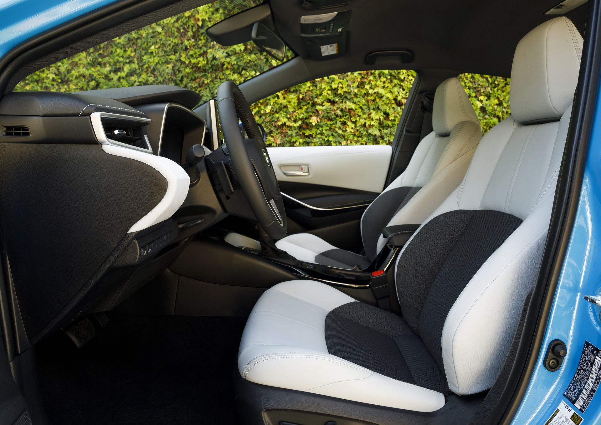 2019-toyota-corolla-hatch-us-specs-9 2019 Toyota Corolla Hatchback U.S. Specs Revealed, On Sale This Summer