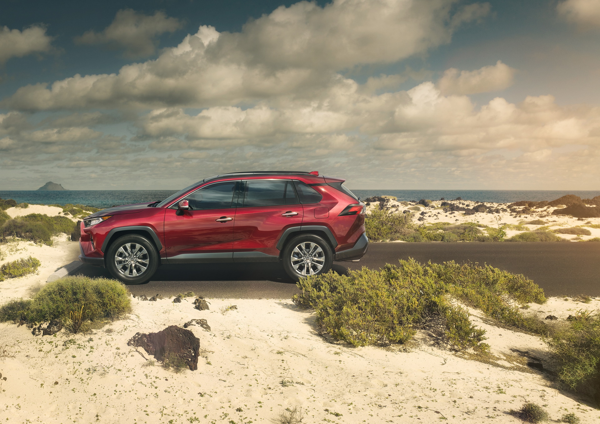 2019-toyota-rav4-3 Toyota Won’t Rule Out A 7-Seat, PHEV Or All-Electric RAV4