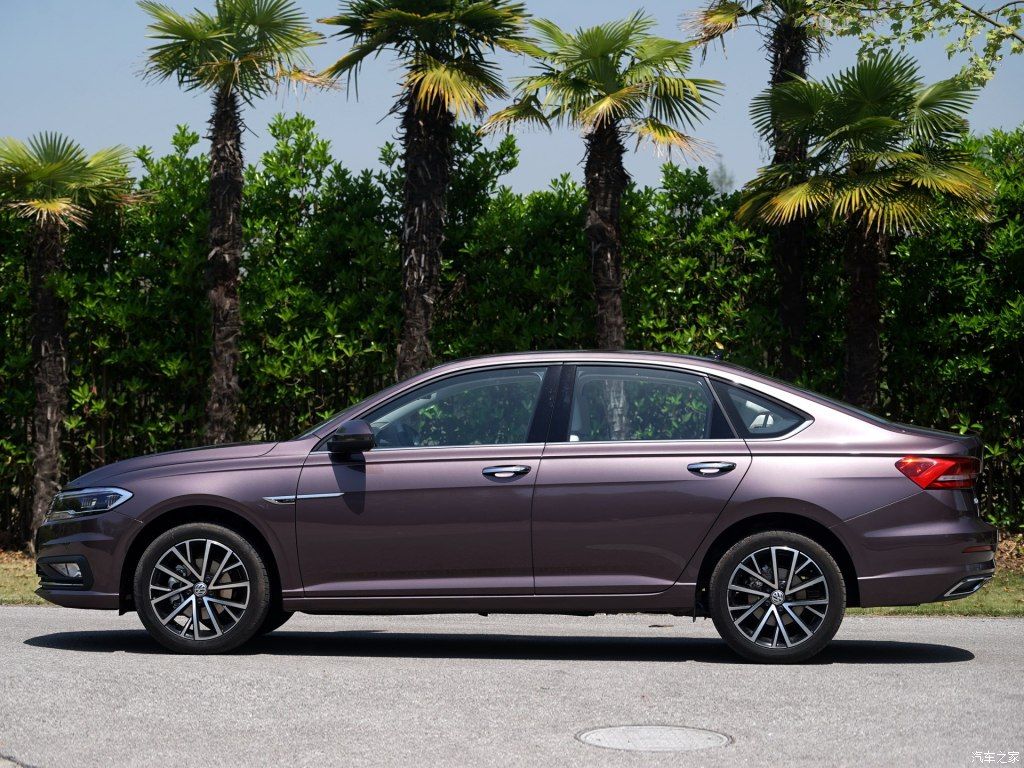 2019-volkswagen-lavida-plus-china-17 Volkswagen Lavida Plus Debuts With Arteon-Inspired Looks And MQB Underpinnings