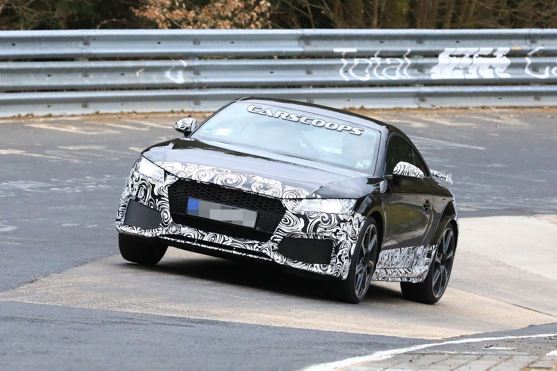 audi-tt-rs-facelift-spy-20 2019 Audi TT-RS Drops More Camo To Show Facelift Form