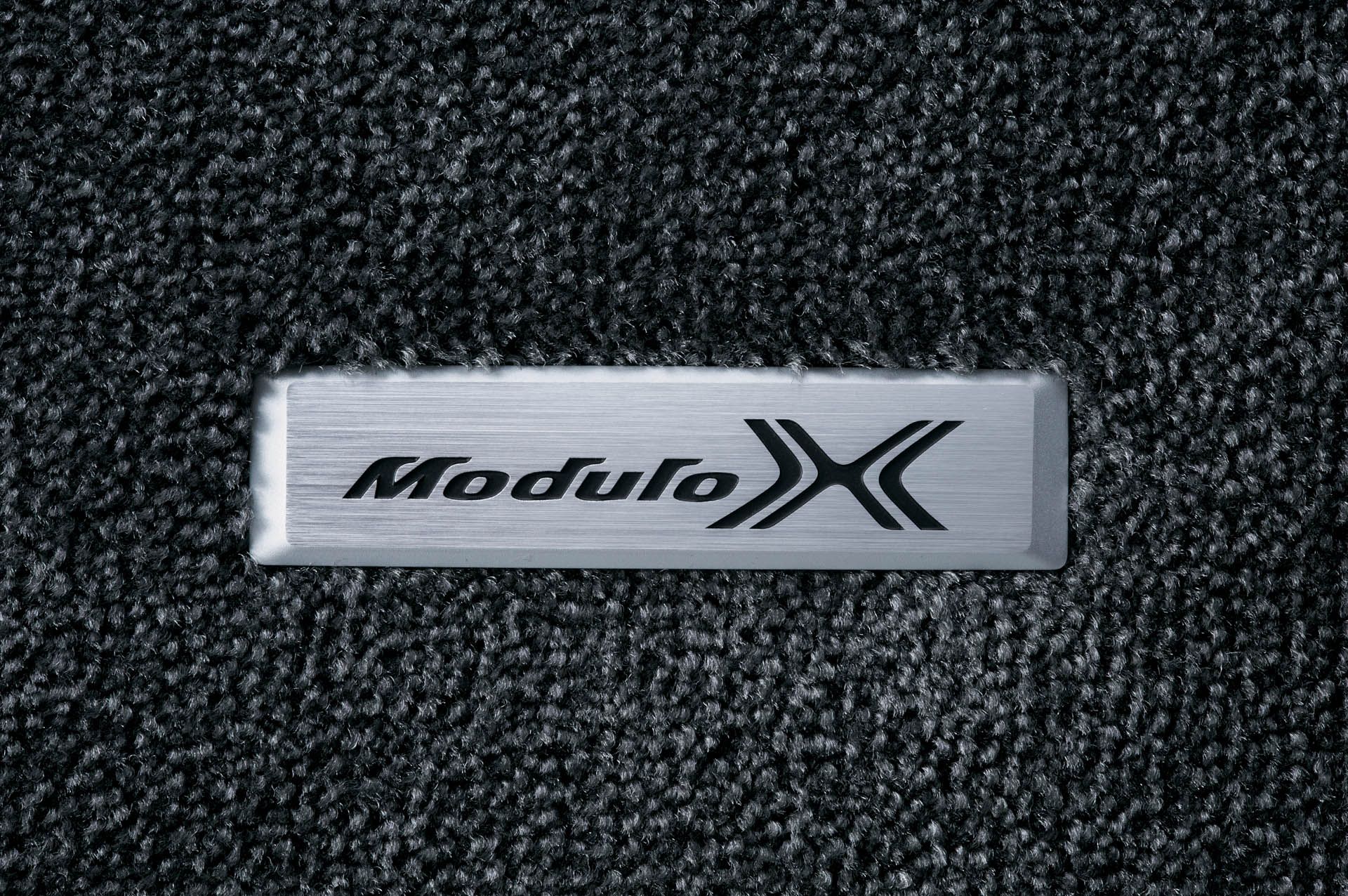 4180419-stepwgnmodulox_008H copy Honda Spruced Up The Boxy Yet Sporty Step WGN Modulo X In Japan