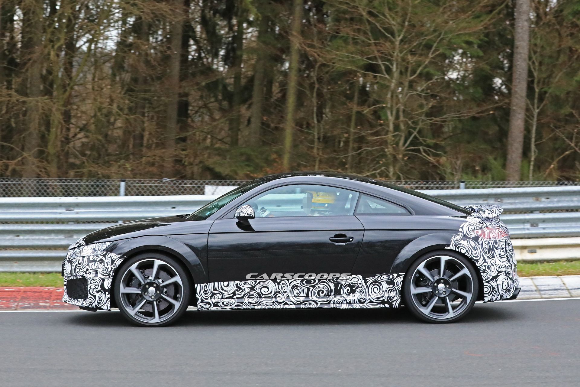 audi-tt-rs-facelift-spy-23 2019 Audi TT-RS Drops More Camo To Show Facelift Form