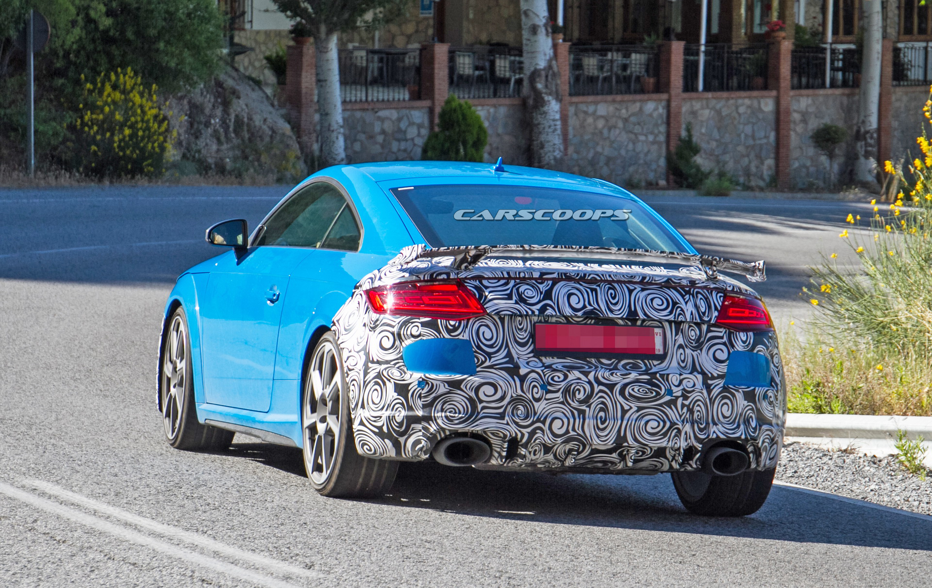 audi-tt-rs-facelift-spy-11 2019 Audi TT-RS Drops More Camo To Show Facelift Form
