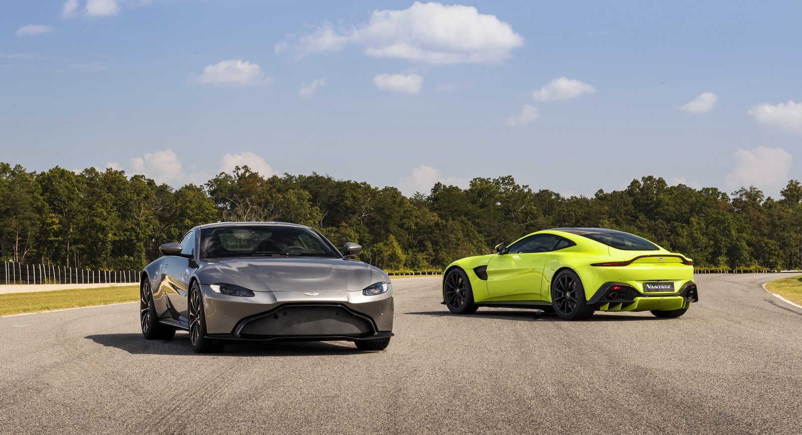 Aston Martin Vantage The Aston Martin Vantage’s Controversial Face Actually Serves A Purpose
