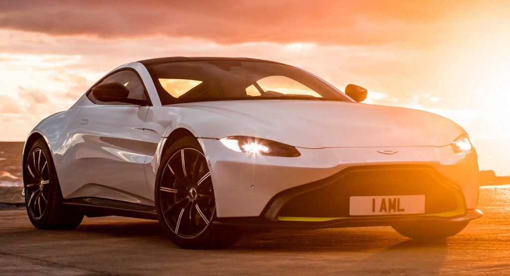  Turns Out The New Aston Martin Vantage Looks Good In Black Or White, Too [338 Pics]