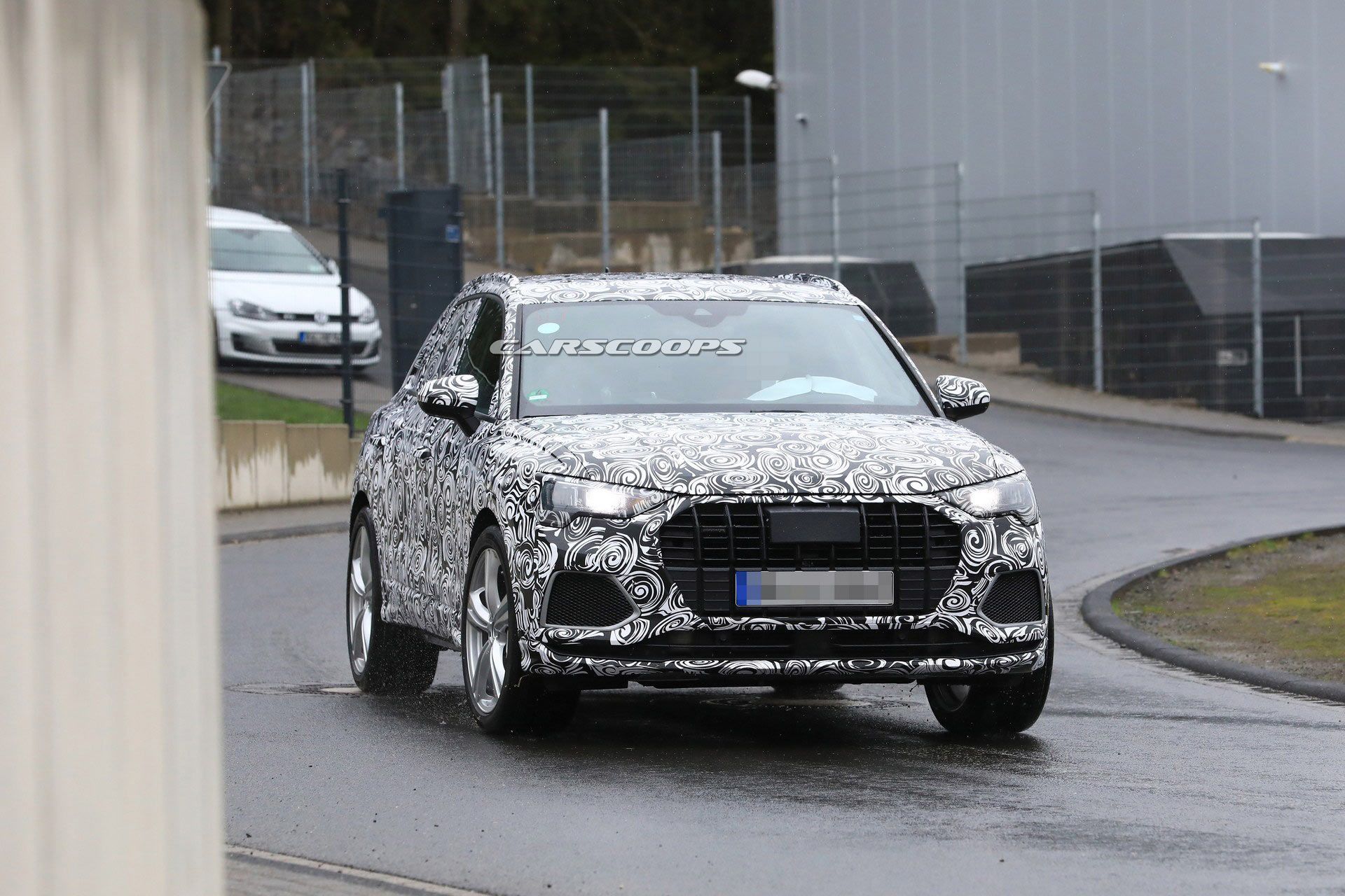 Audi-SQ3-2 Possible Audi RS Q3 Prototype Spotted With 394 HP