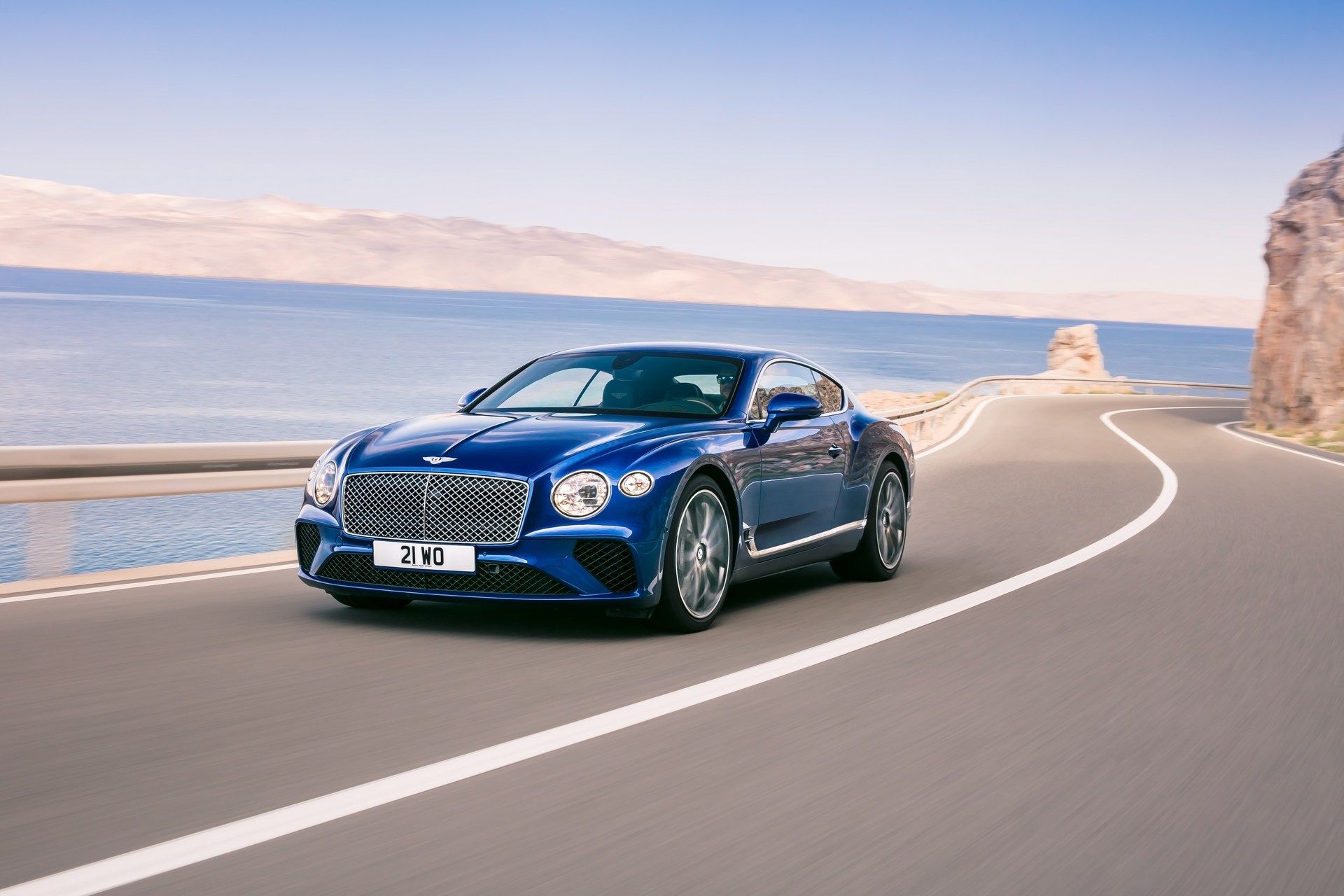 BENTLEY-CONTINENTAL-GT-2 Bentley CEO Reportedly Confirms The Next Continental GT Will Go Electric