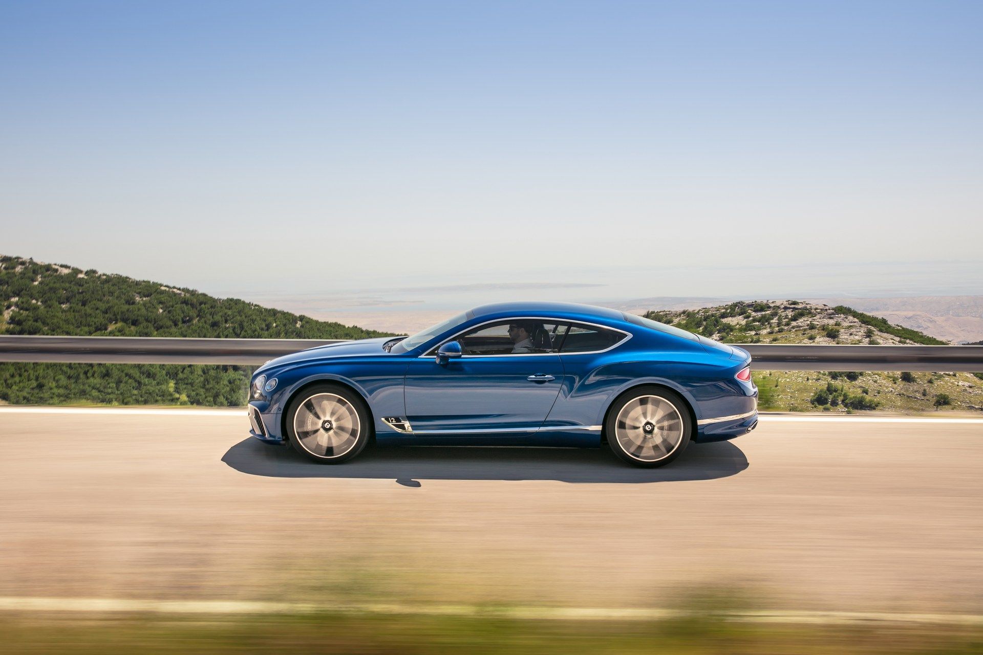 BENTLEY-CONTINENTAL-GT-5 Bentley CEO Reportedly Confirms The Next Continental GT Will Go Electric