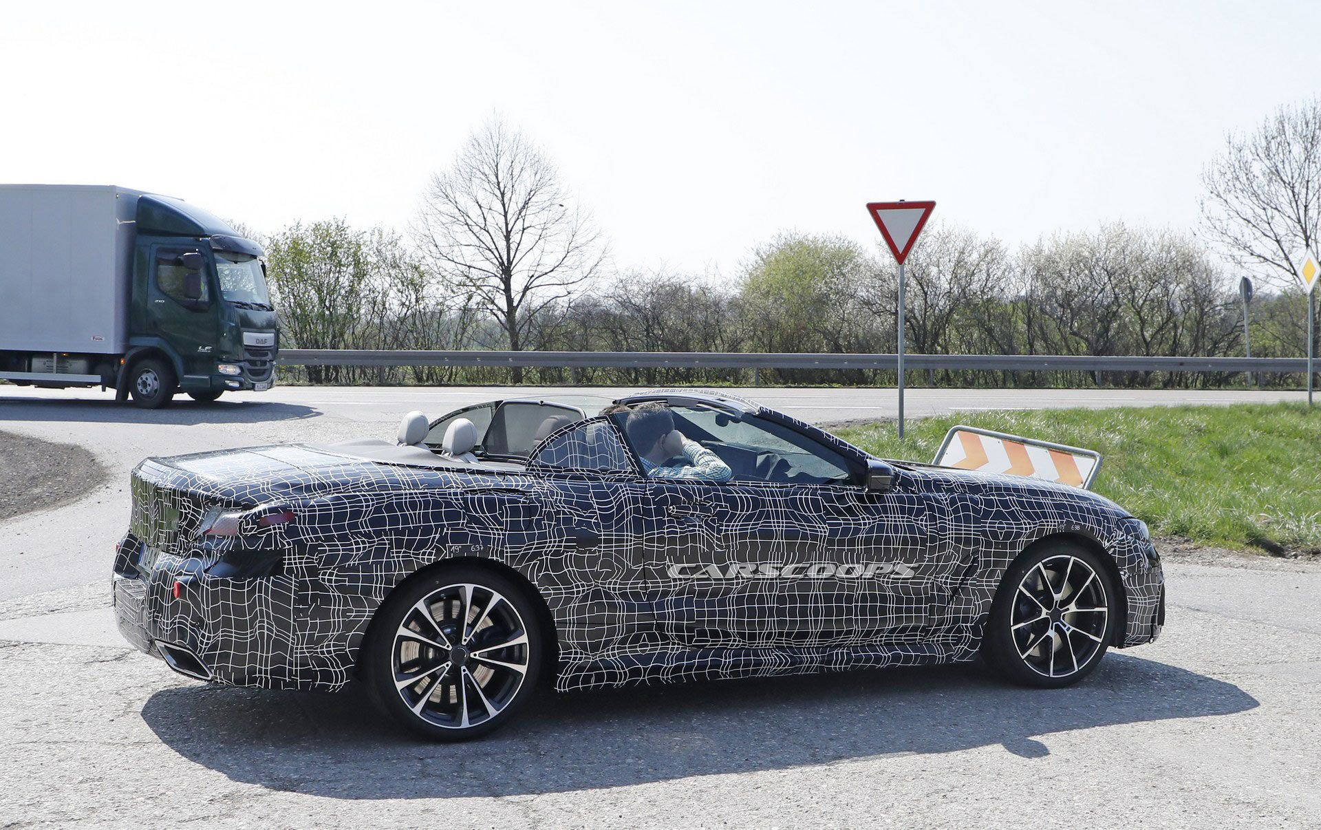 BMW-8-Series-10 2019 BMW 8-Series Convertible Drops Its Top To Welcome Spring