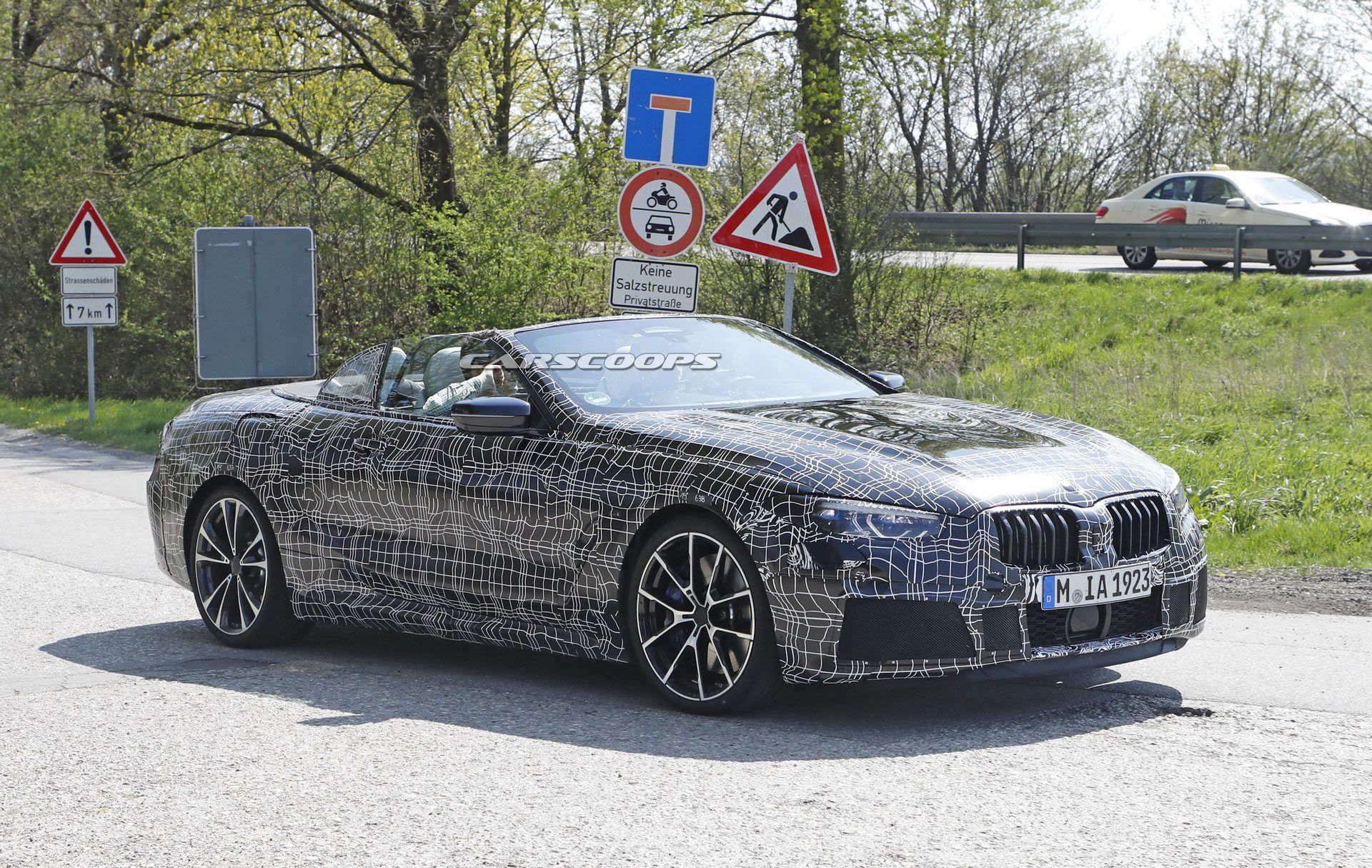 BMW-8-Series-5 2019 BMW 8-Series Convertible Drops Its Top To Welcome Spring