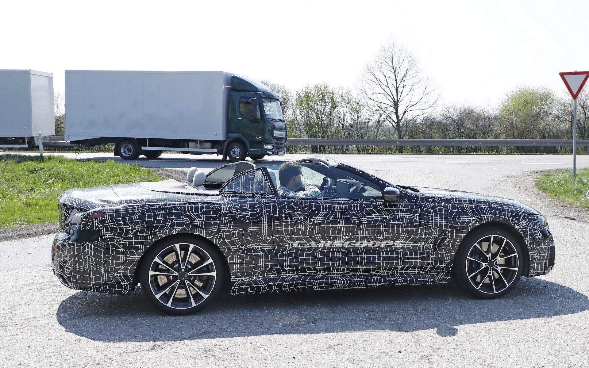 BMW-8-Series-9 2019 BMW 8-Series Convertible Drops Its Top To Welcome Spring