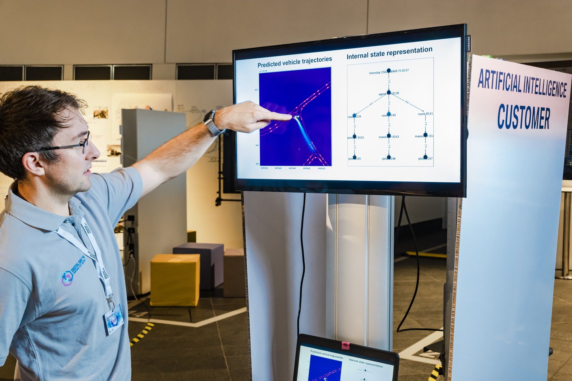 BMW-Digital-Day-42 BMW Previews Its New Digital Instrument Cluster And Infotainment System