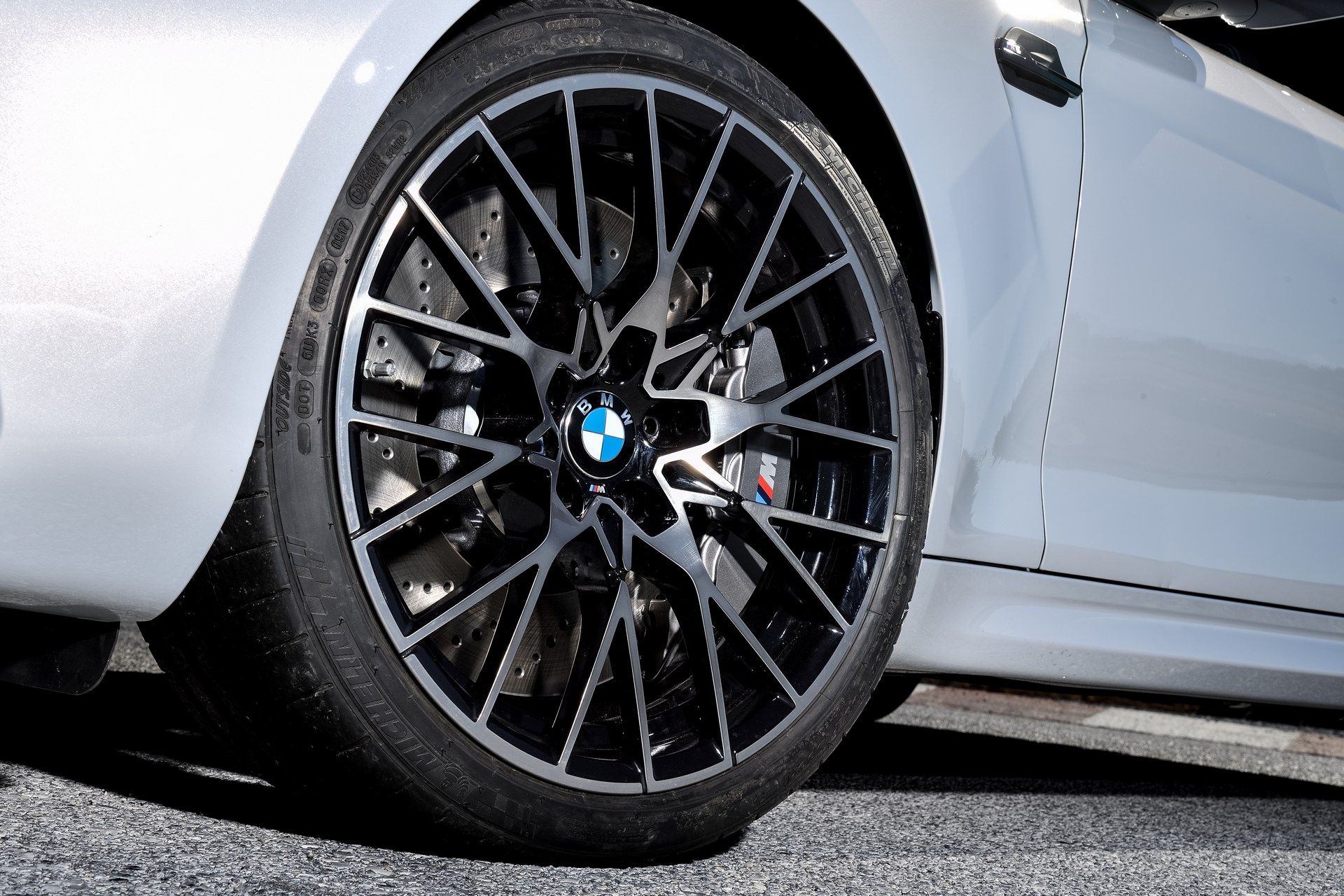 BMW-M2-Competition-26 BMW M2 Competition Goes Official With 405 HP