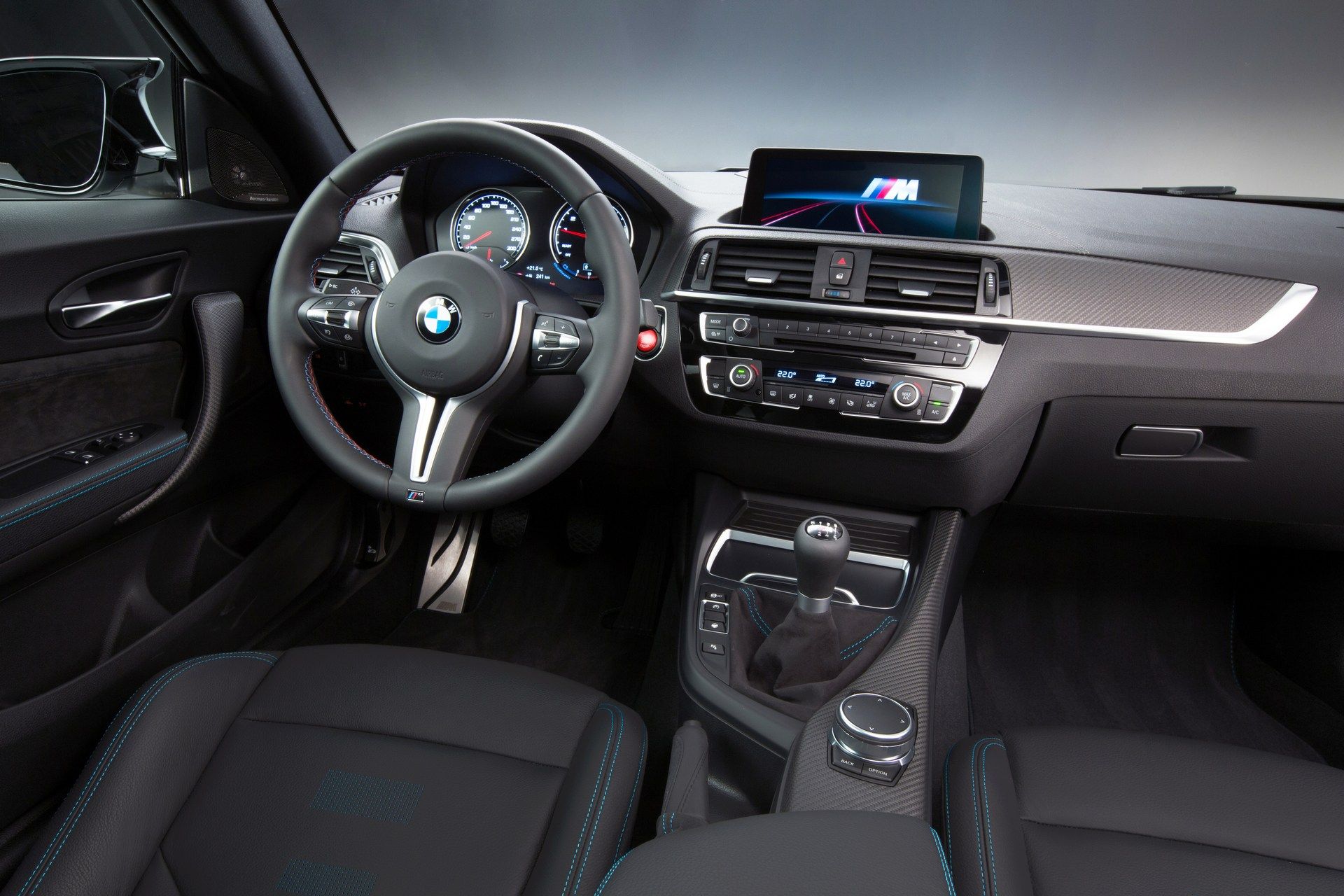 [Imagen: BMW-M2-Competition-47.jpg]