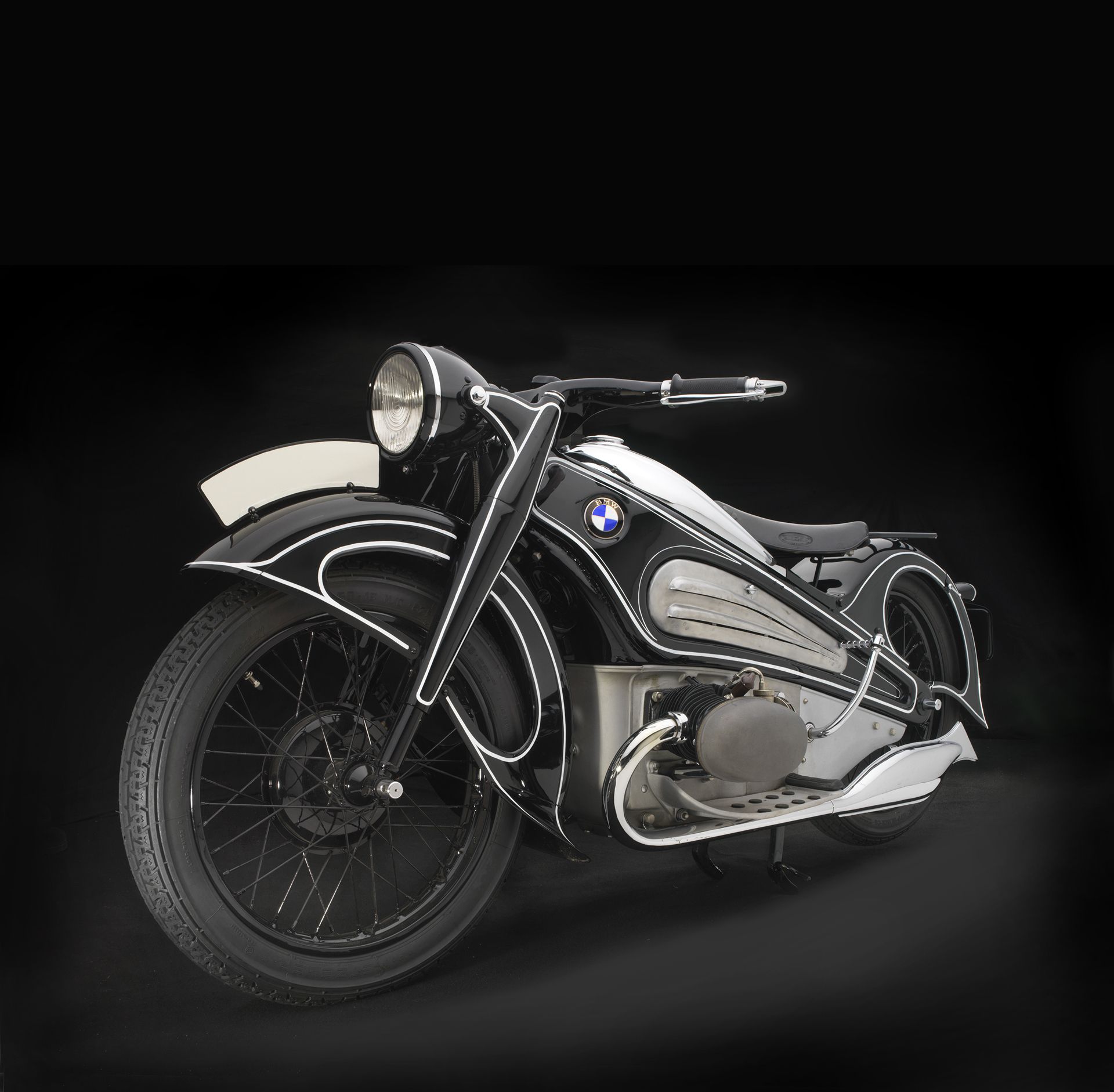 BMW R7 Concept front 3-4-square ‘The Shape of Speed’ Brings Streamlined Classics To Portland