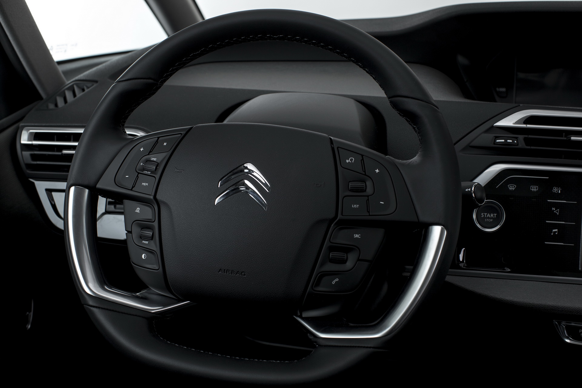 Citroen-C4-Spacetourer-18 2018 Citroen C4 Spacetourer Gains 8-Speed Auto For Added Comfort And Efficiency