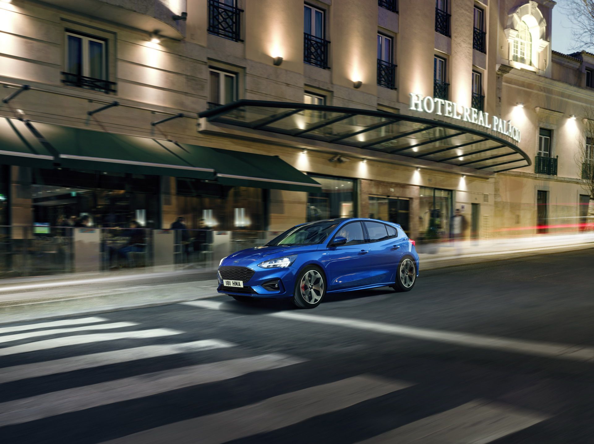 FORD_2018_FOCUS_ST-LINE__19 2019 Ford Focus: Full Details Plus 200 Photos On Hatch, Sedan, Wagon And Crossover