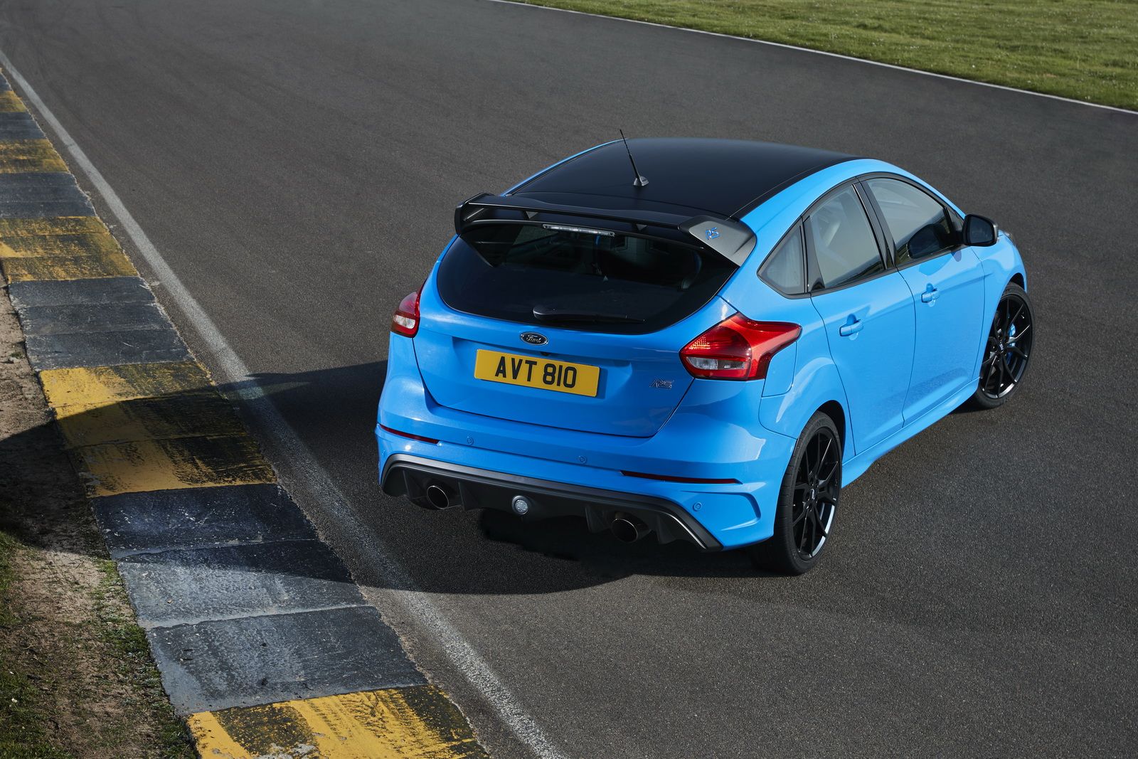 FocusRS_OptionsPack_01 2020 Ford Focus RS To Get Mild Hybrid 400HP Powertrain