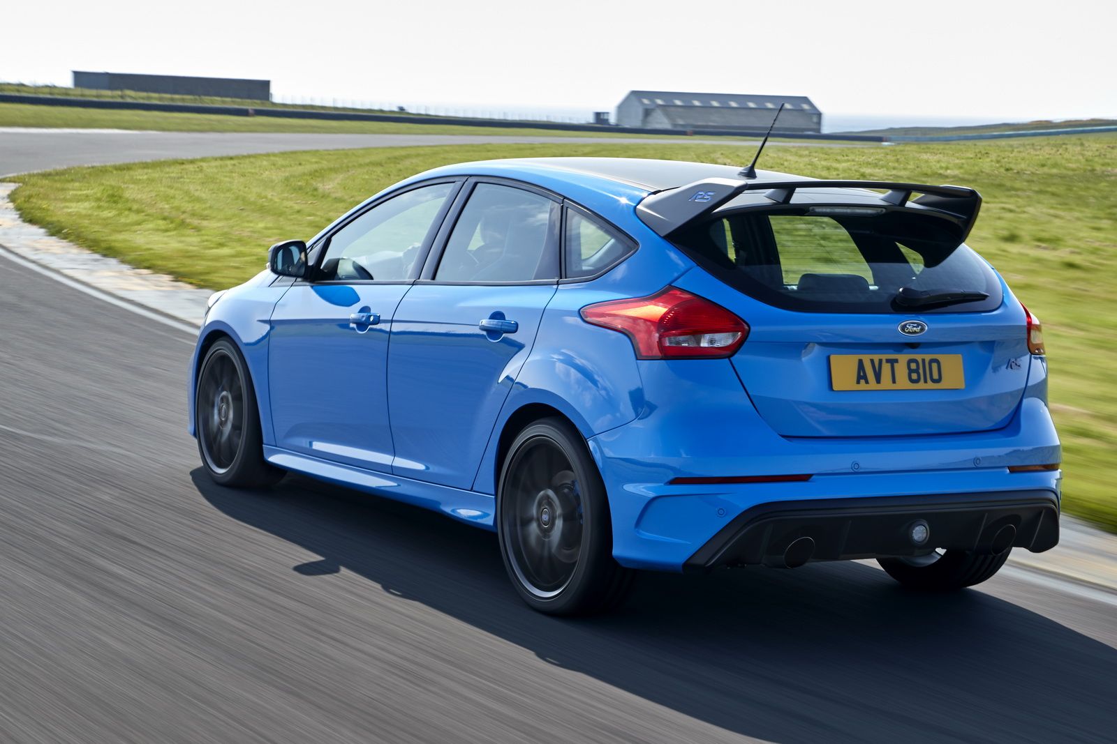 FocusRS_OptionsPack_10 2020 Ford Focus RS To Get Mild Hybrid 400HP Powertrain