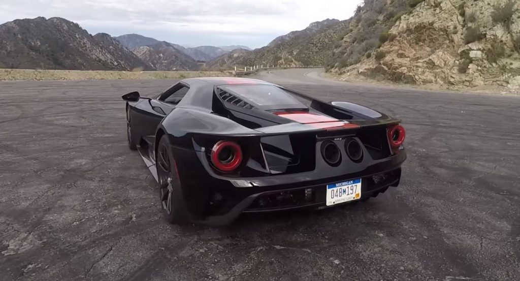  Ford GT Showcases Its Motosport Roots On Californian Canyon Roads