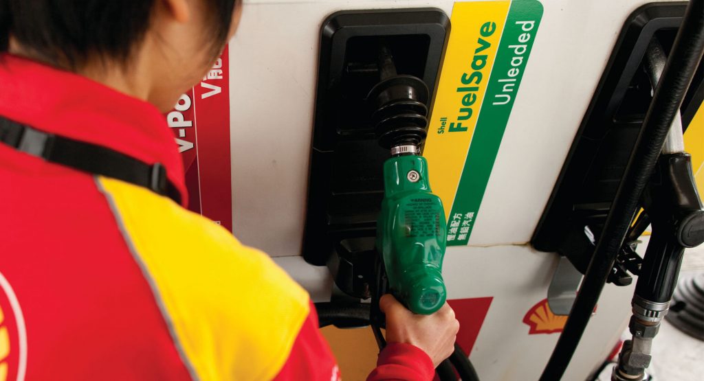 EPA Withdraws 50 MPG Target By 2025, Threatens California