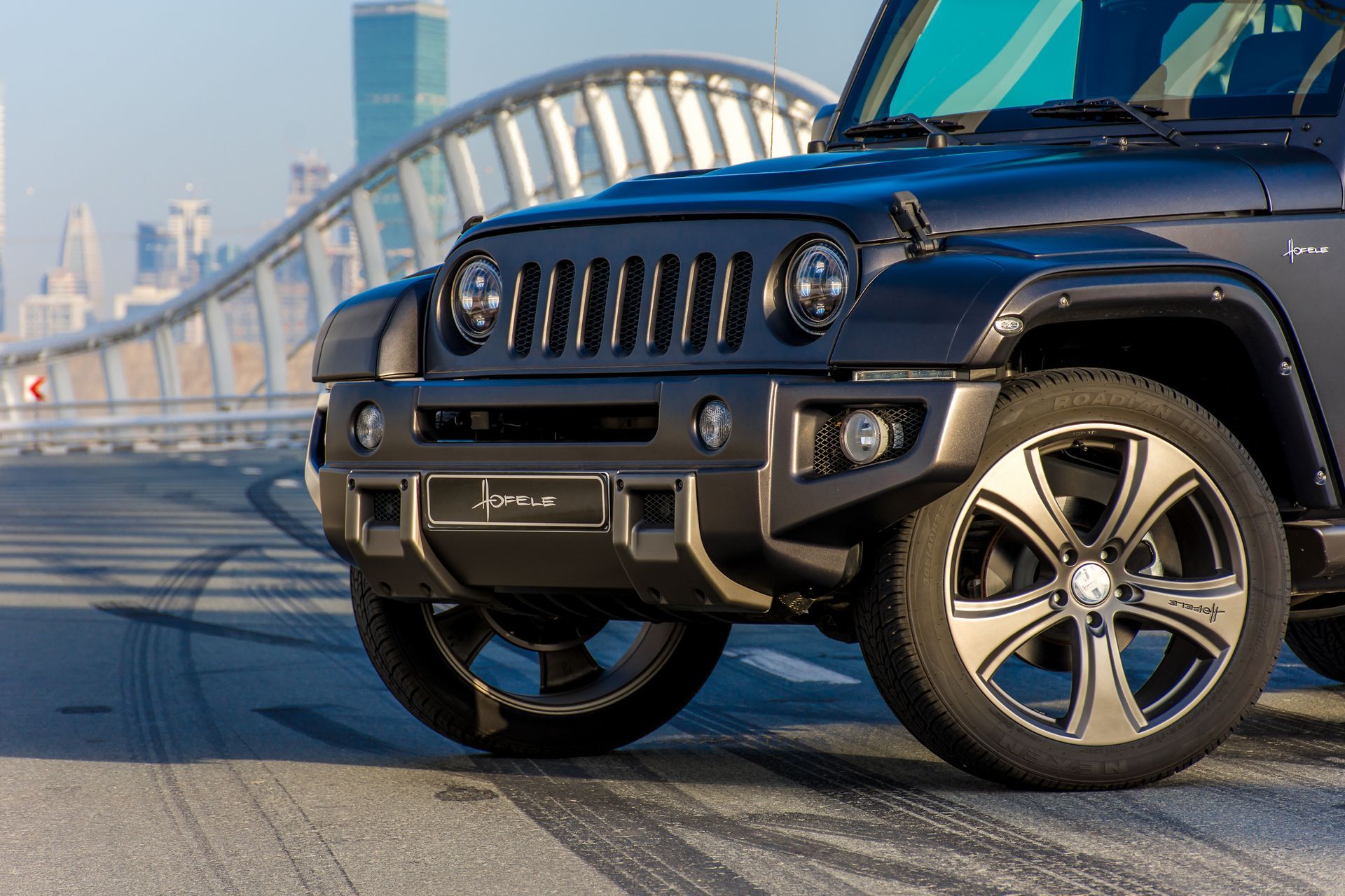 Hofele-Jeep-Wrangler-2 Hofele’s Jeep Wrangler JK Is Five Courses Of Overkill