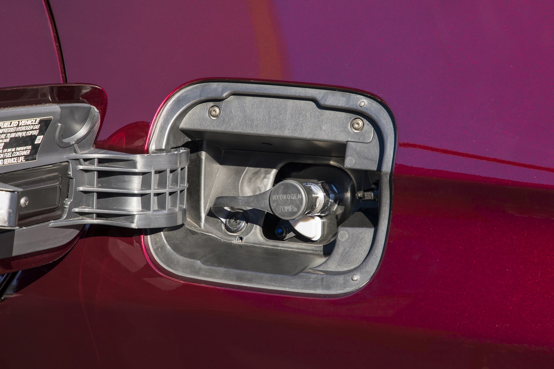 Honda-Clarity-Fuel-Cell-41 2018 Honda Clarity Fuel Cell Arrives In California For $369 A Month With $2,868 Down