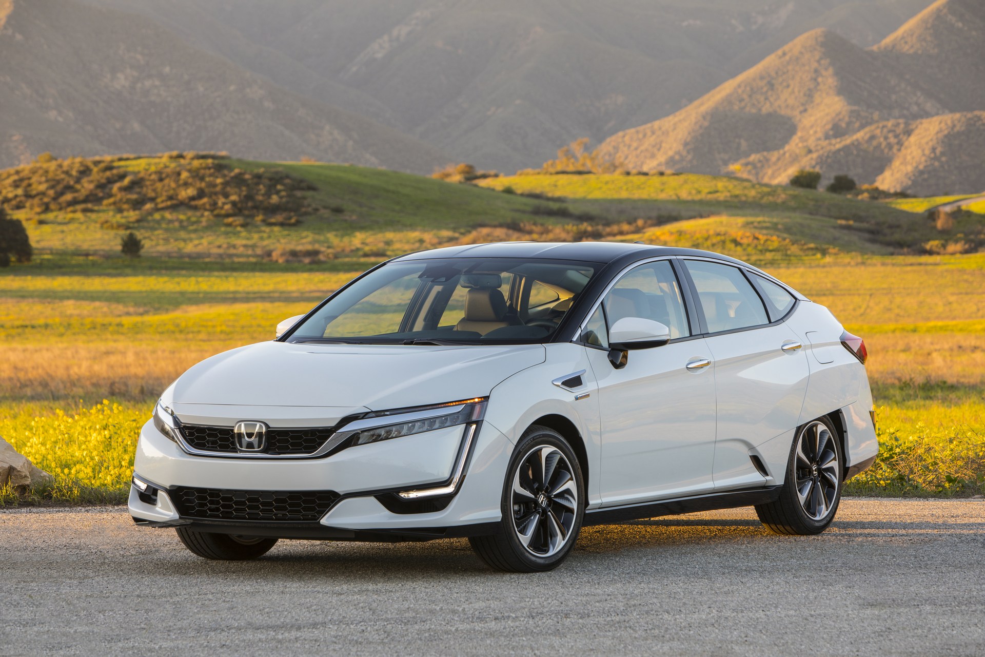 Honda-Clarity-Fuel-Cell-51 2018 Honda Clarity Fuel Cell Arrives In California For $369 A Month With $2,868 Down