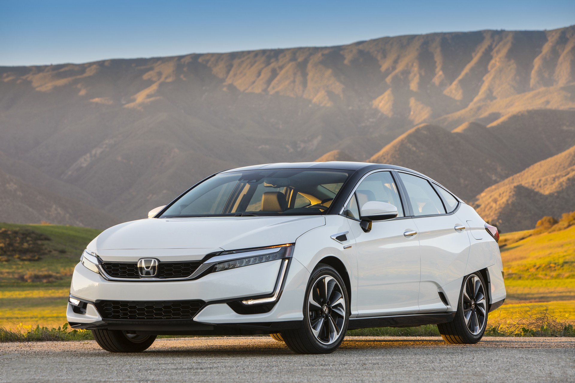 Honda-Clarity-Fuel-Cell-52 2018 Honda Clarity Fuel Cell Arrives In California For $369 A Month With $2,868 Down