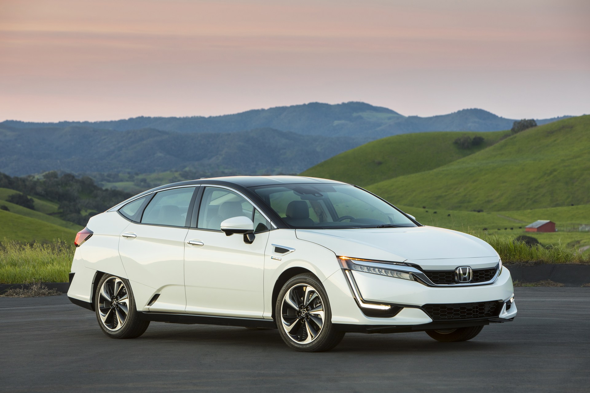 Honda-Clarity-Fuel-Cell-56 2018 Honda Clarity Fuel Cell Arrives In California For $369 A Month With $2,868 Down