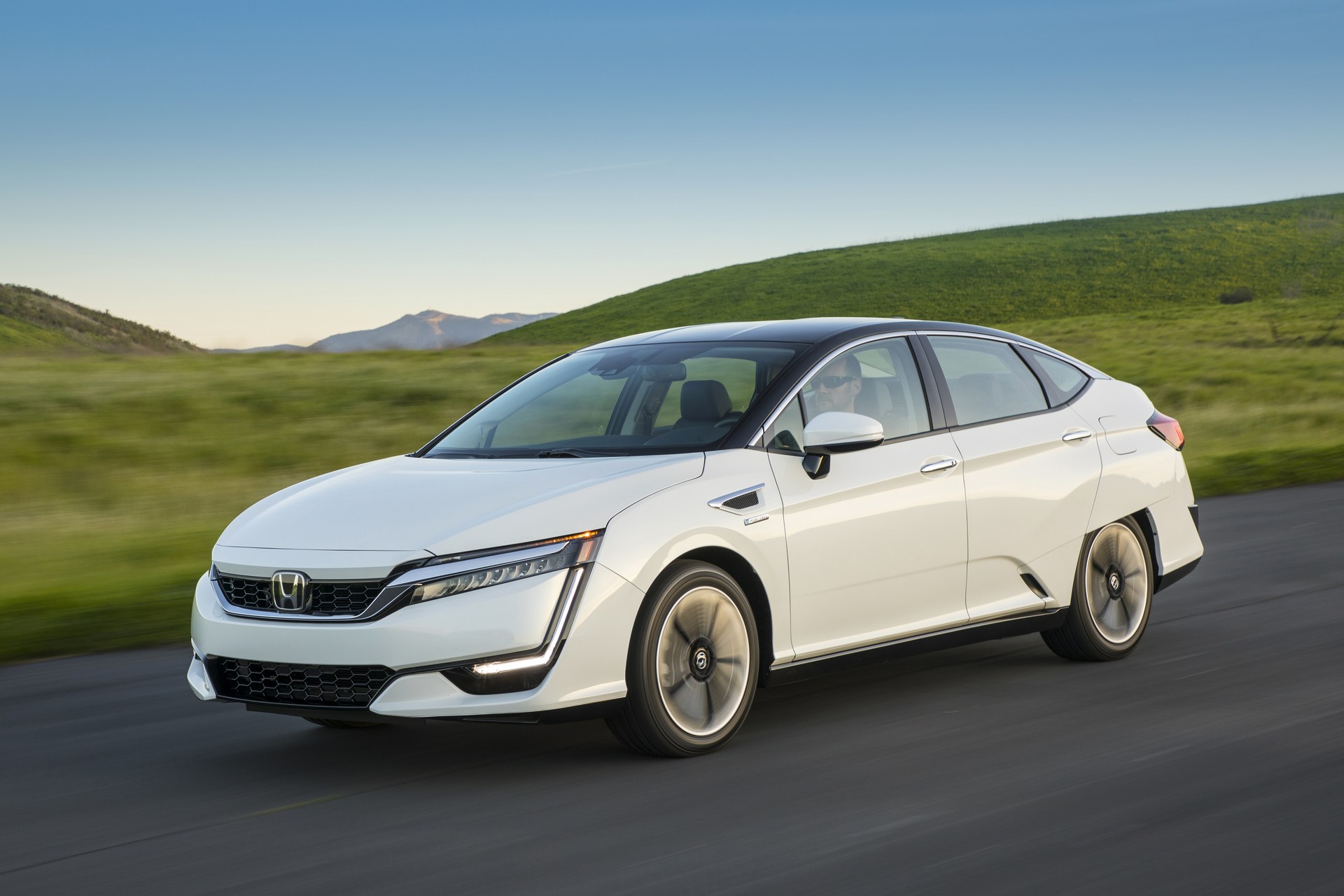 Honda-Clarity-Fuel-Cell-60 2018 Honda Clarity Fuel Cell Arrives In California For $369 A Month With $2,868 Down