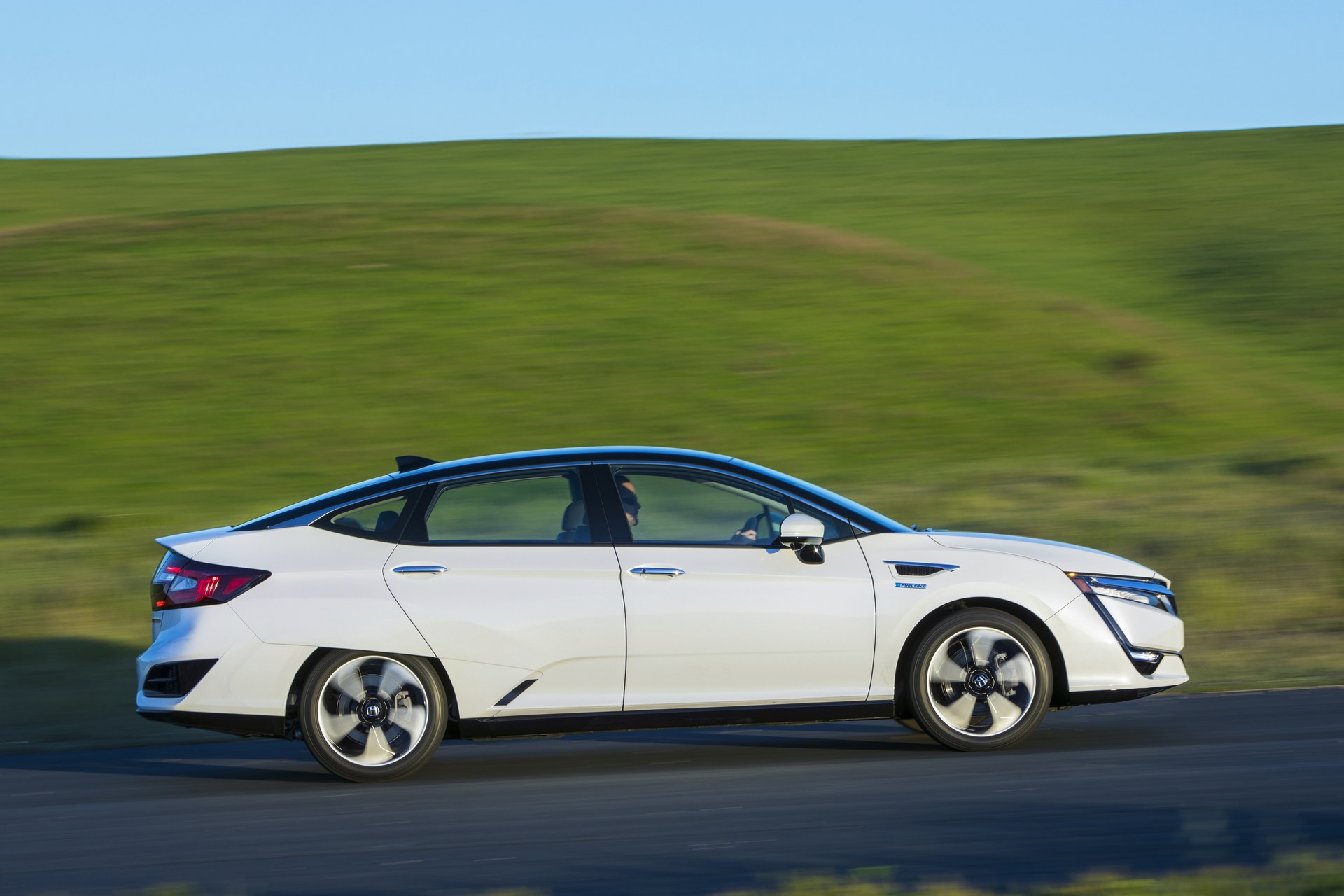 Honda-Clarity-Fuel-Cell-61 2018 Honda Clarity Fuel Cell Arrives In California For $369 A Month With $2,868 Down