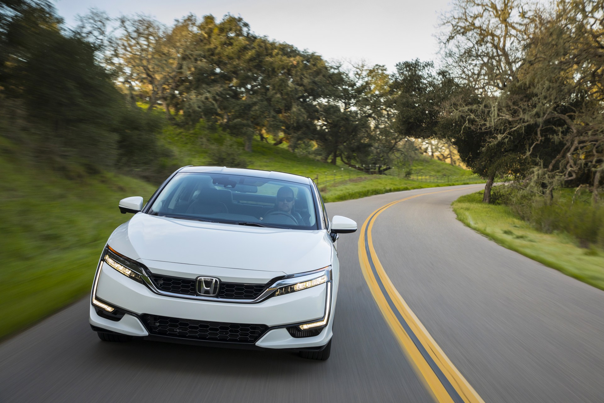 Honda-Clarity-Fuel-Cell-63 2018 Honda Clarity Fuel Cell Arrives In California For $369 A Month With $2,868 Down