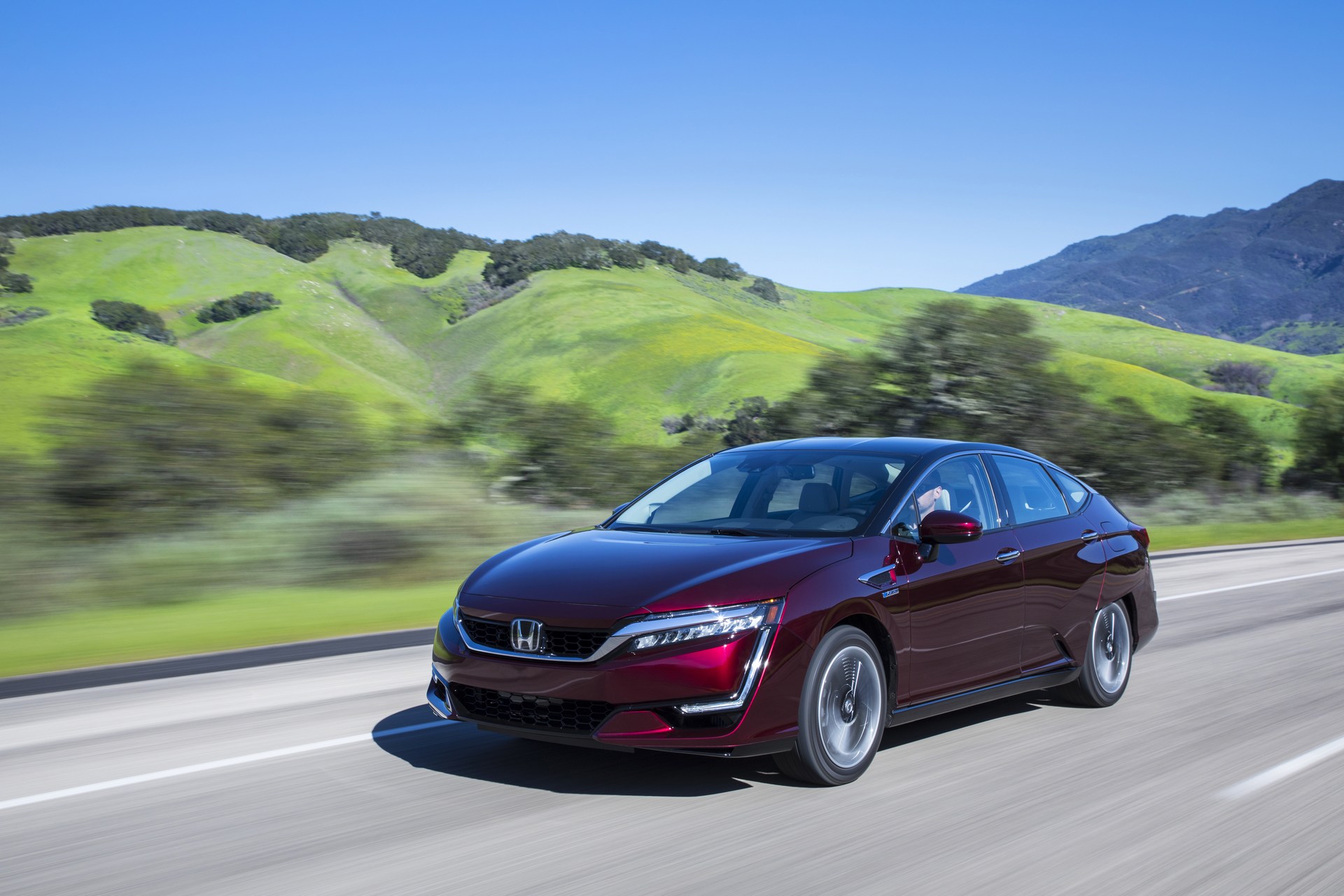 Honda-Clarity-Fuel-Cell-71 2018 Honda Clarity Fuel Cell Arrives In California For $369 A Month With $2,868 Down