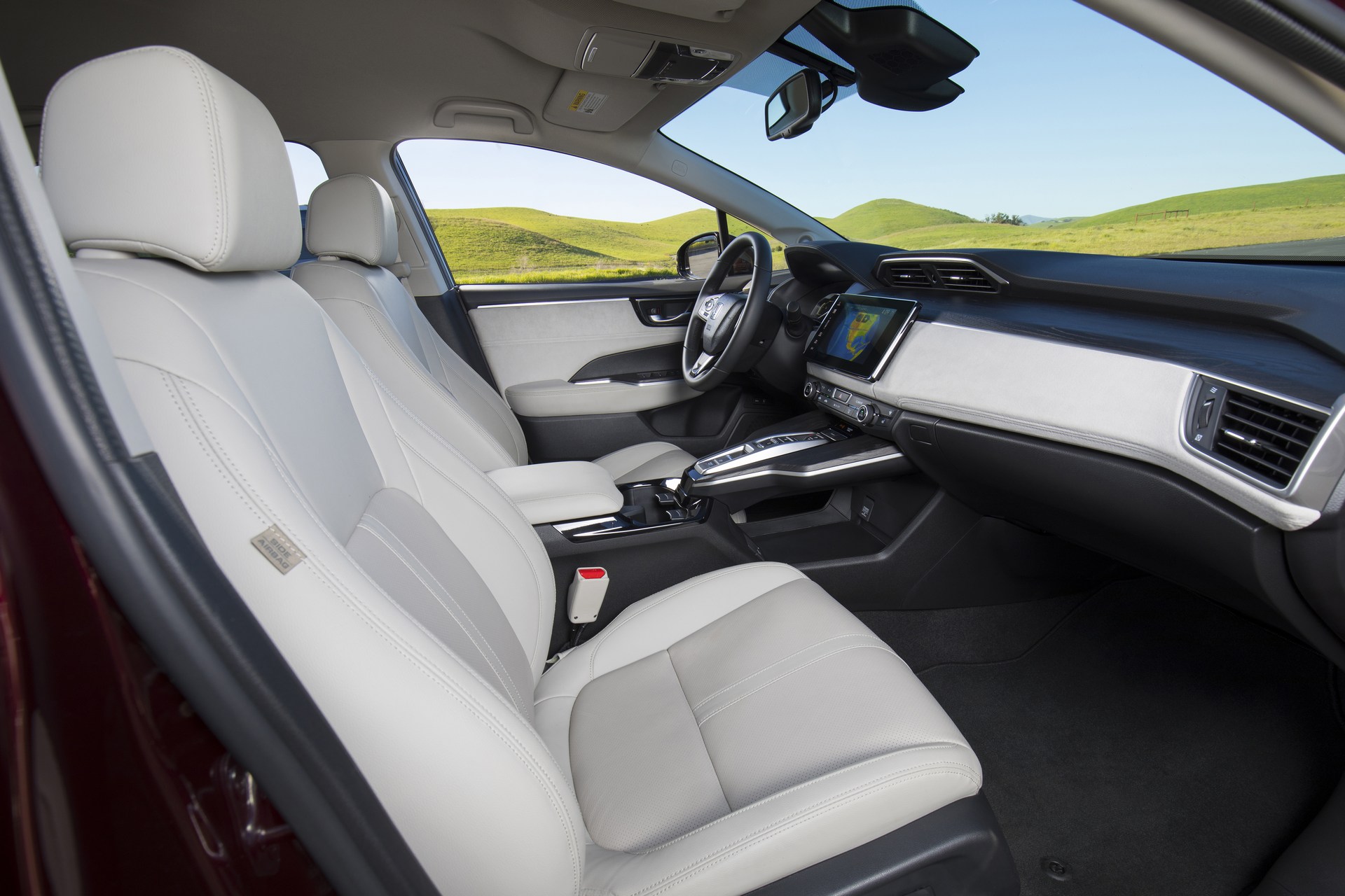 Honda-Clarity-Fuel-Cell-73 2018 Honda Clarity Fuel Cell Arrives In California For $369 A Month With $2,868 Down