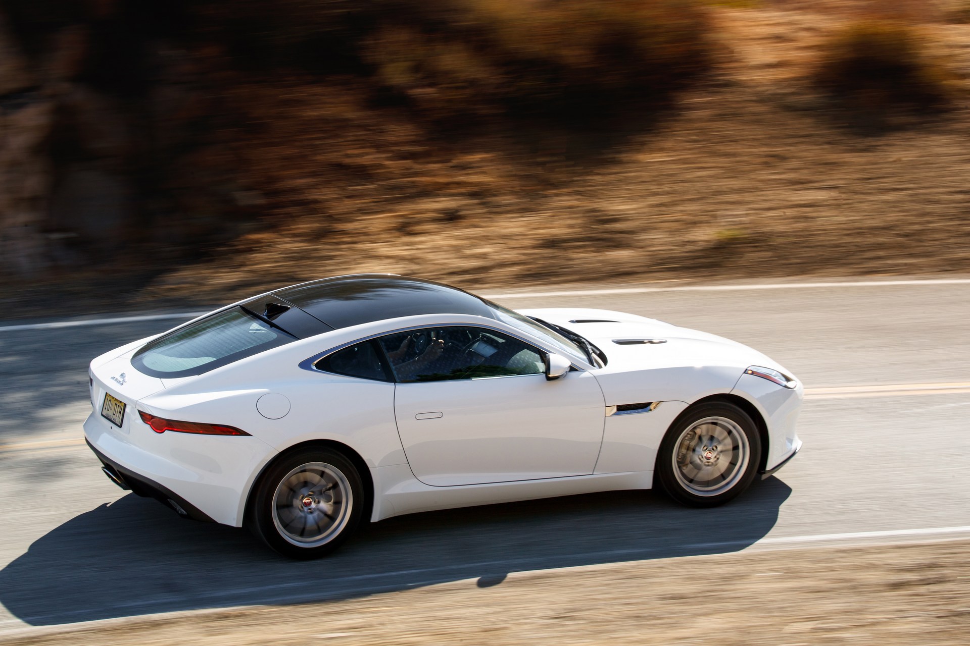 Jaguar-F-Type-20 2019 Jaguar F-Type Gains Larger Infotainment System And Standard Torque Vectoring