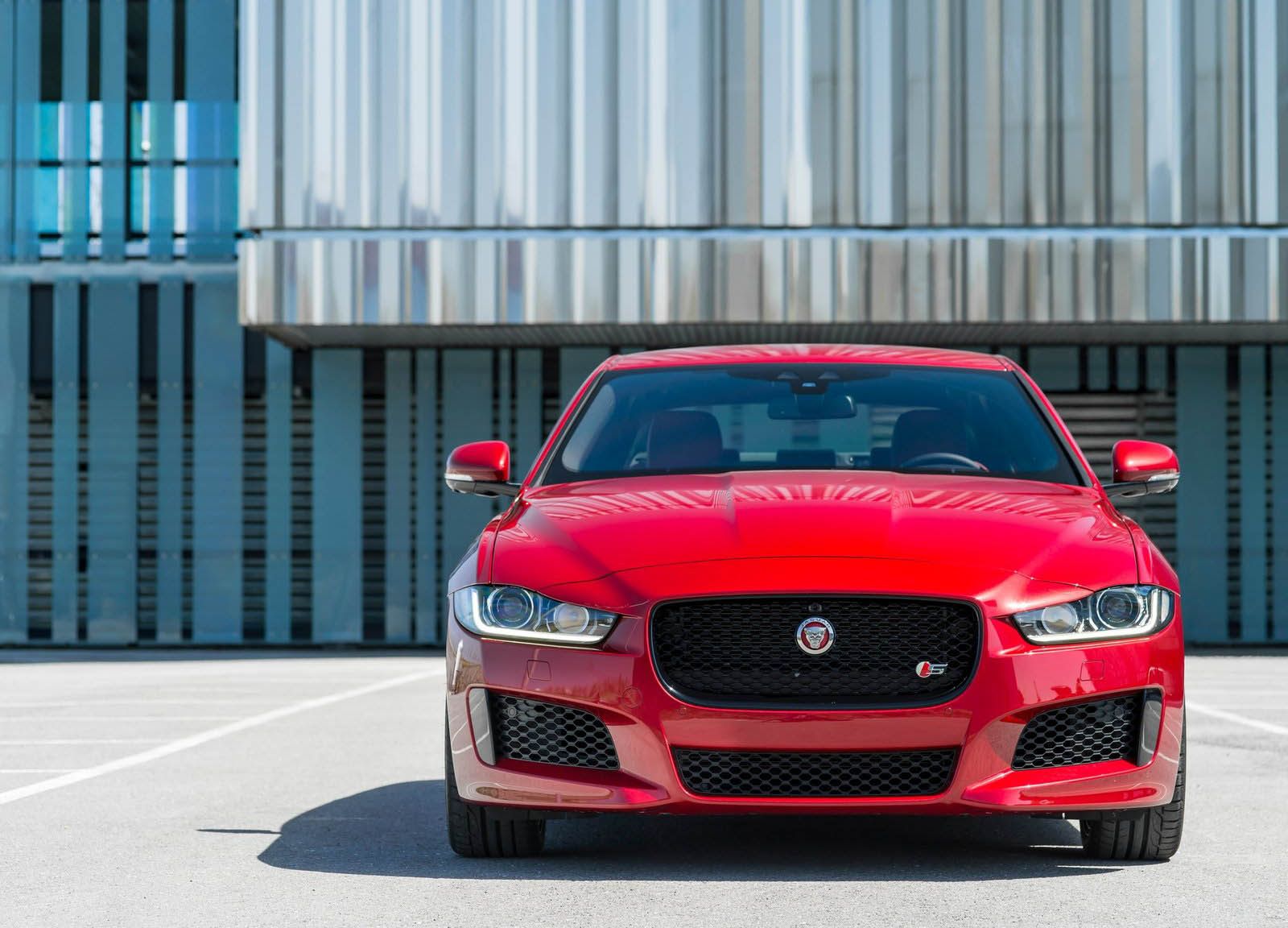 Jaguar-XE_S-2016-1600-55 Jaguar’s Discontinuing The Top XE S and XF S (In Europe)