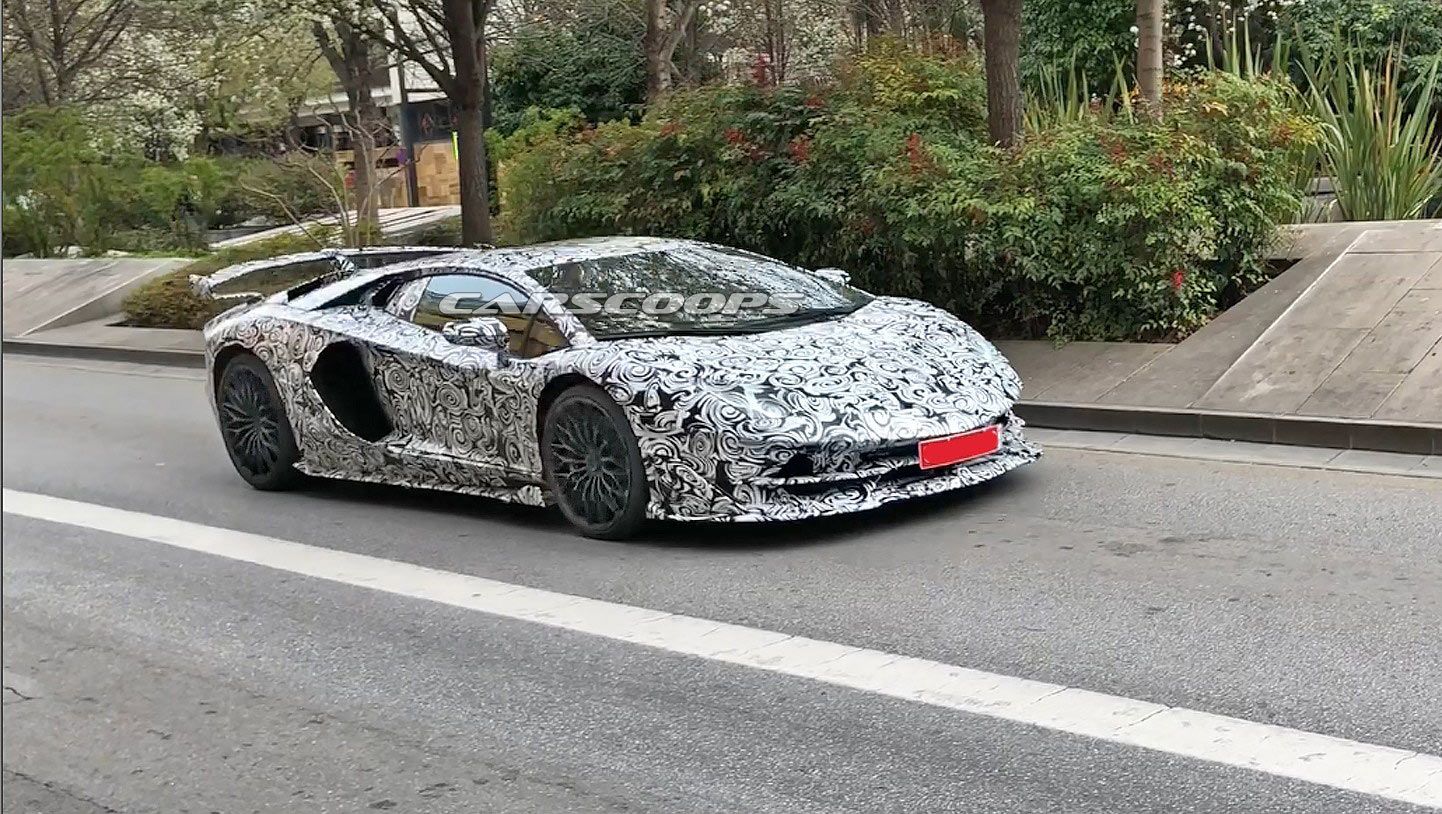 [Imagen: Lamborghini-Aventador-SV-1.jpg]