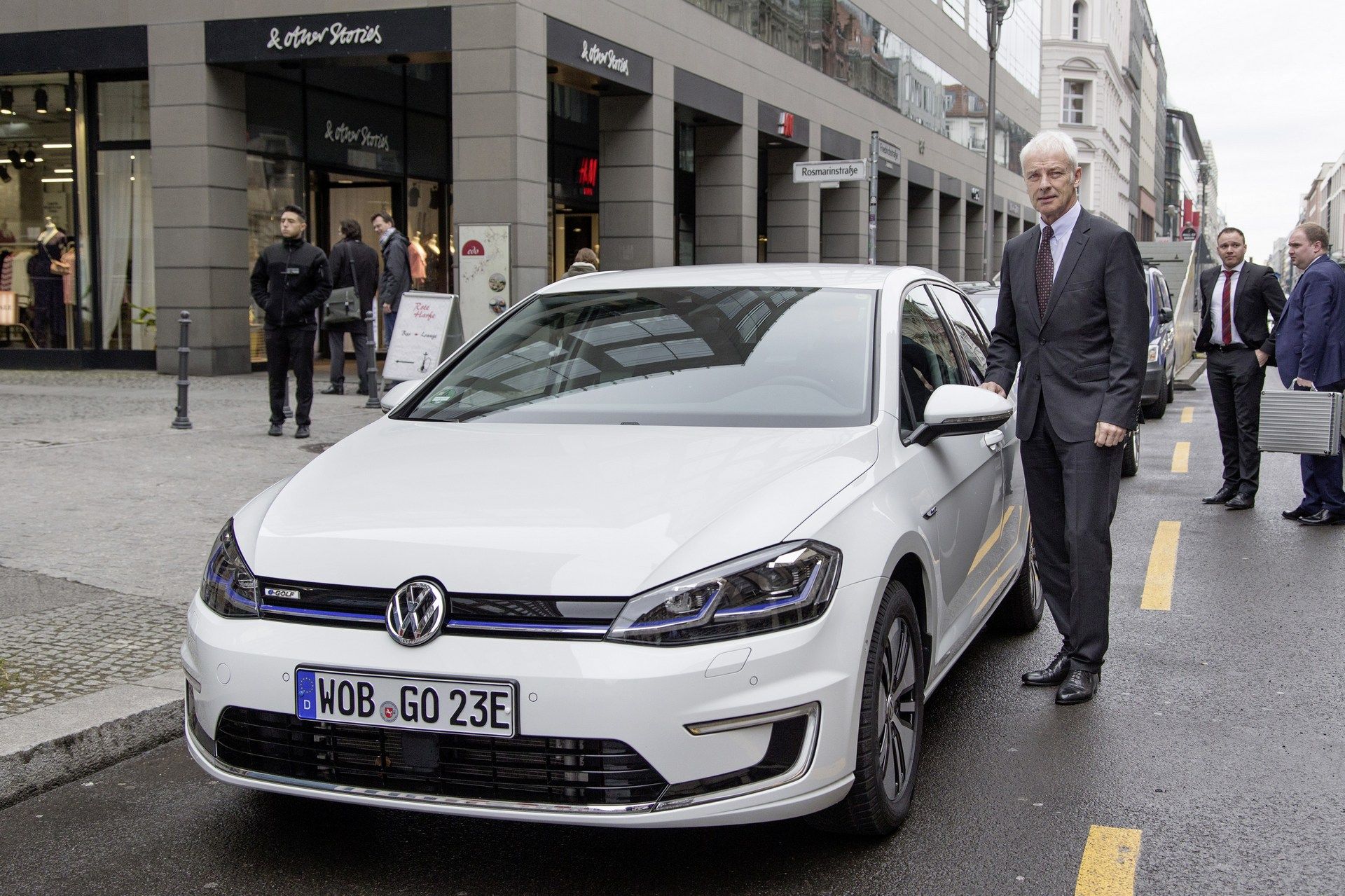 Matthias-Müller-6 VW CEO Matthias Müller Could Be Ousted By Friday Over Dieselgate